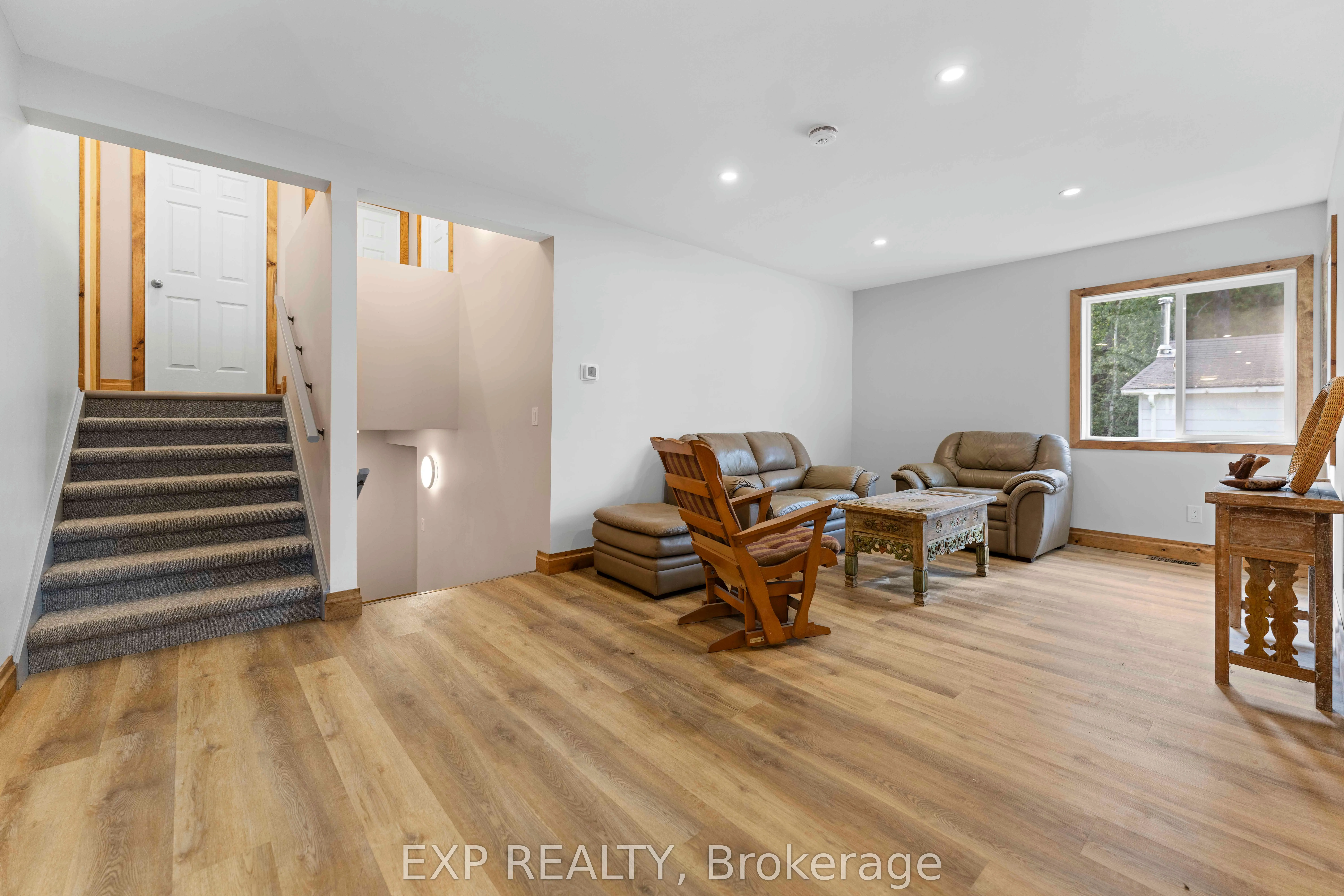371 John Street