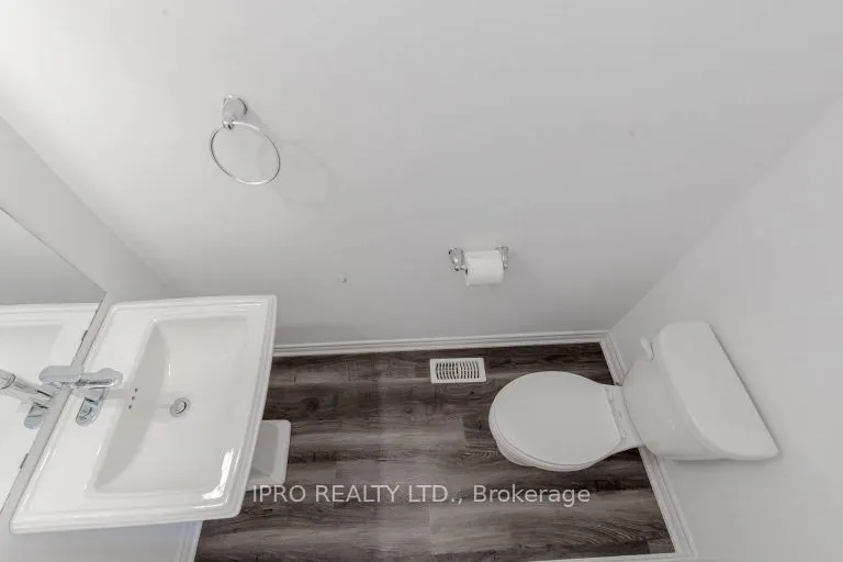 575 Woodward Avenue #11