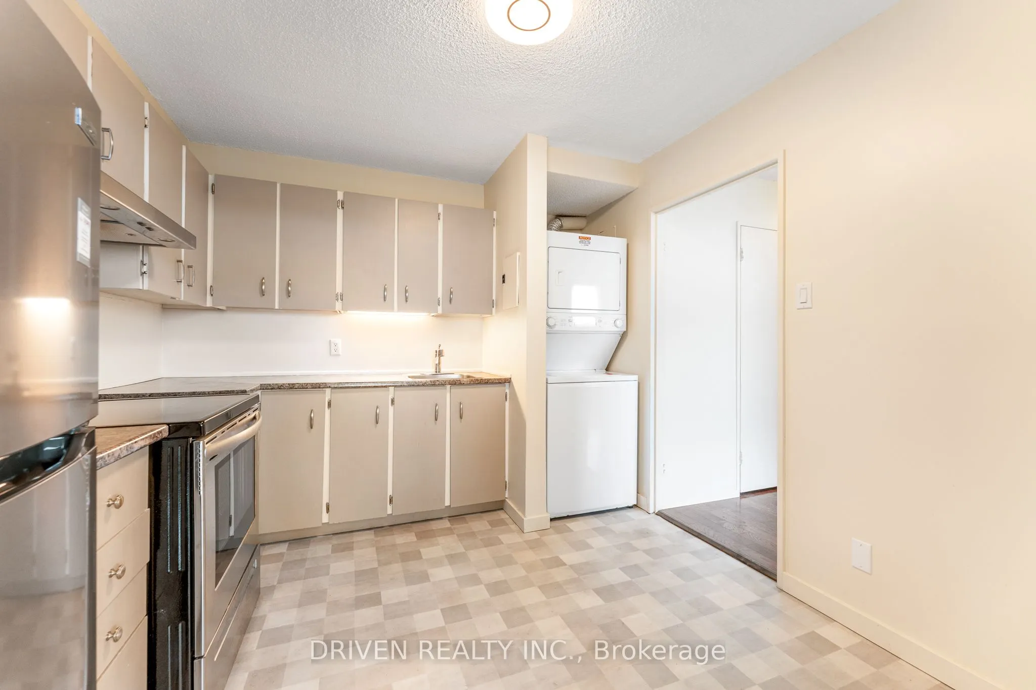 1285 Cahill Drive, #803