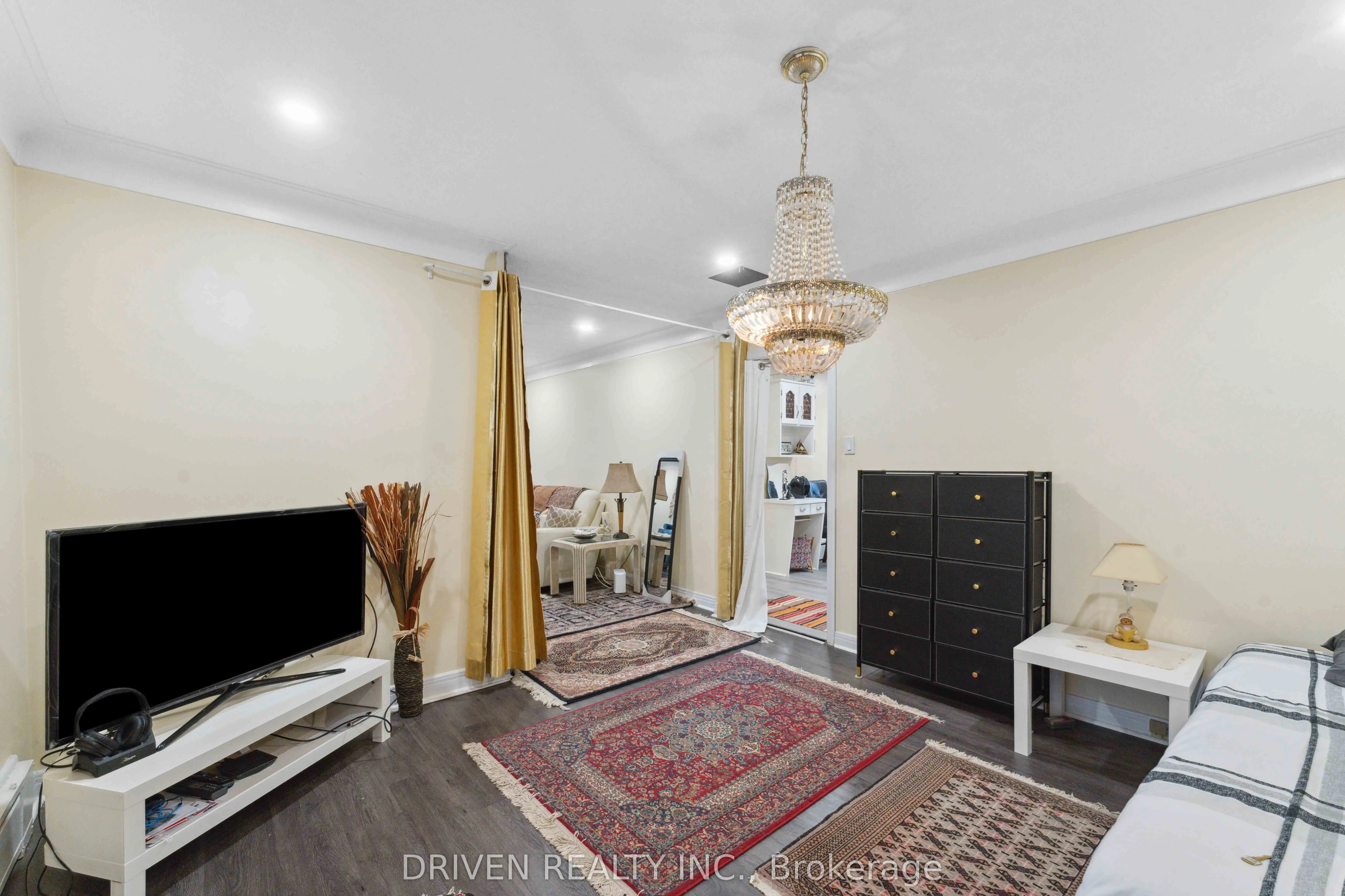 1266 Walkley Road