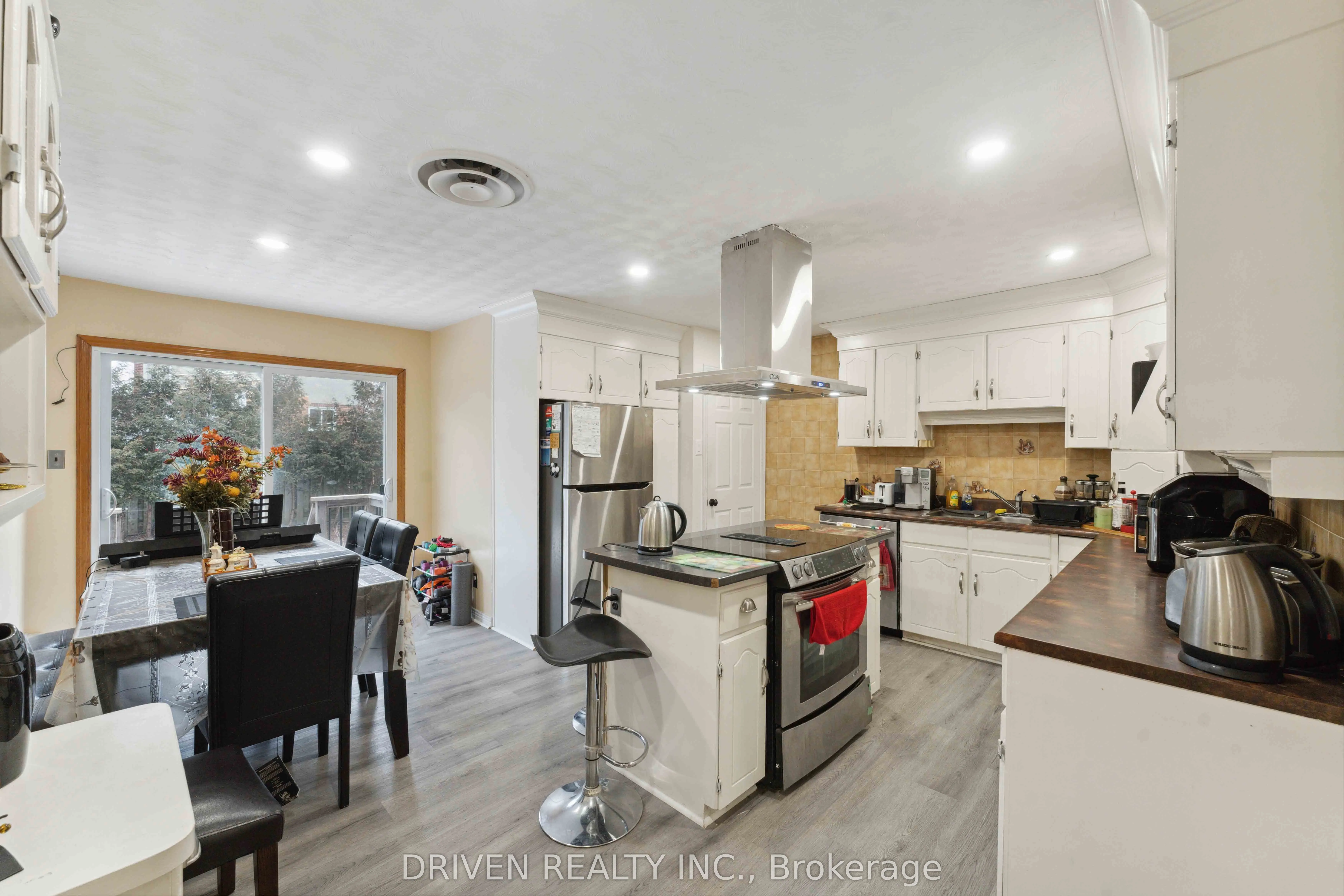 1266 Walkley Road