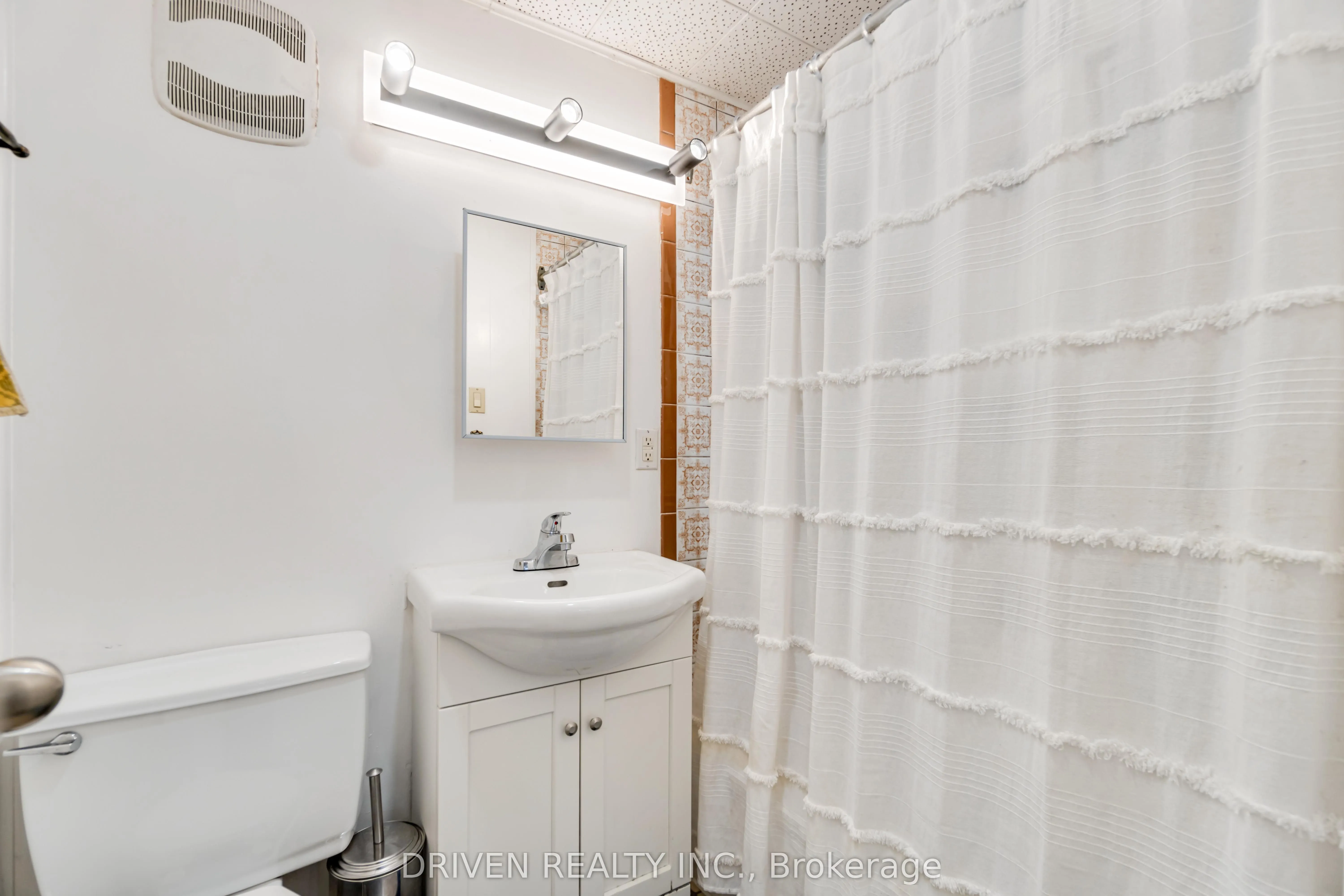 1266 Walkley Road