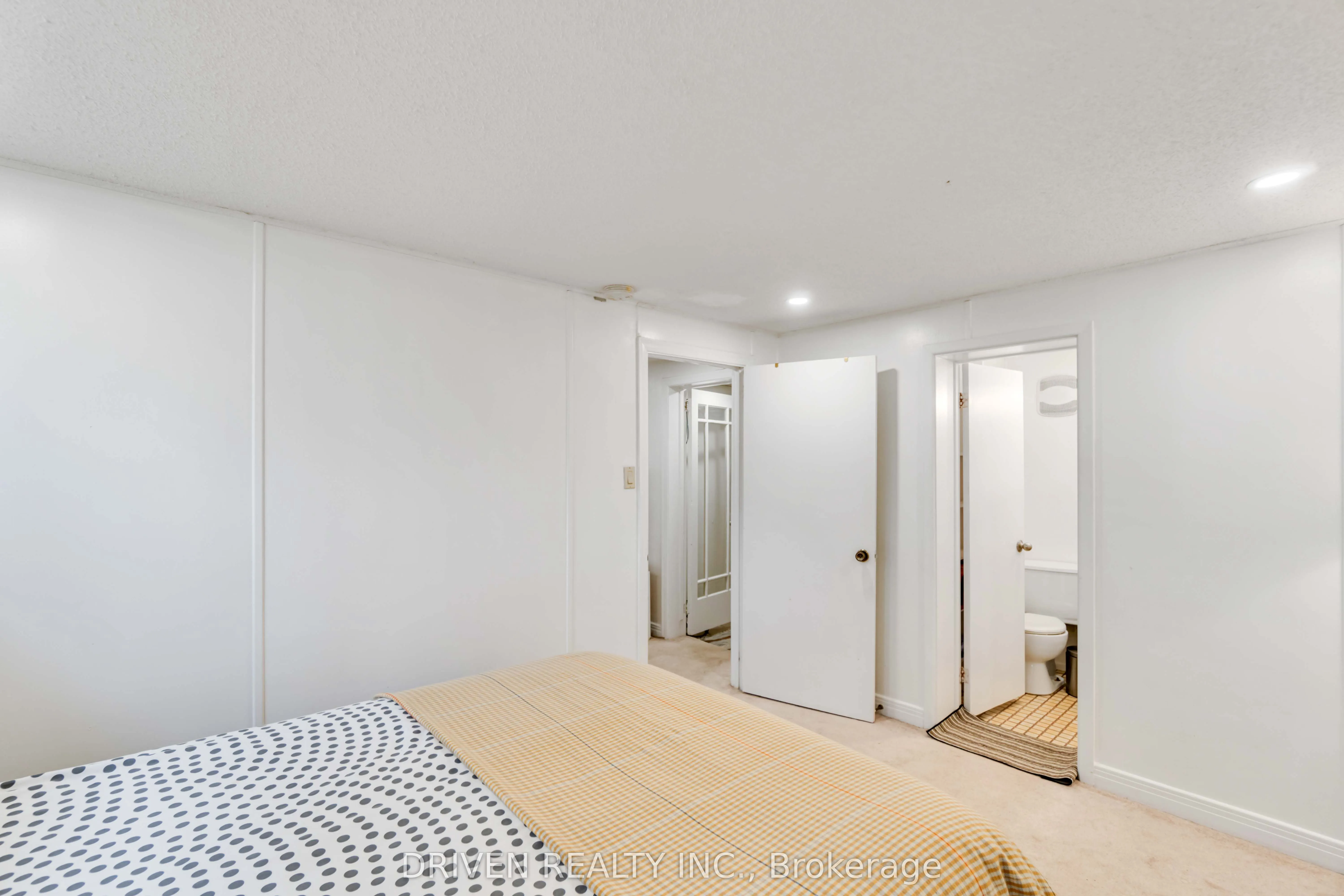 1266 Walkley Road