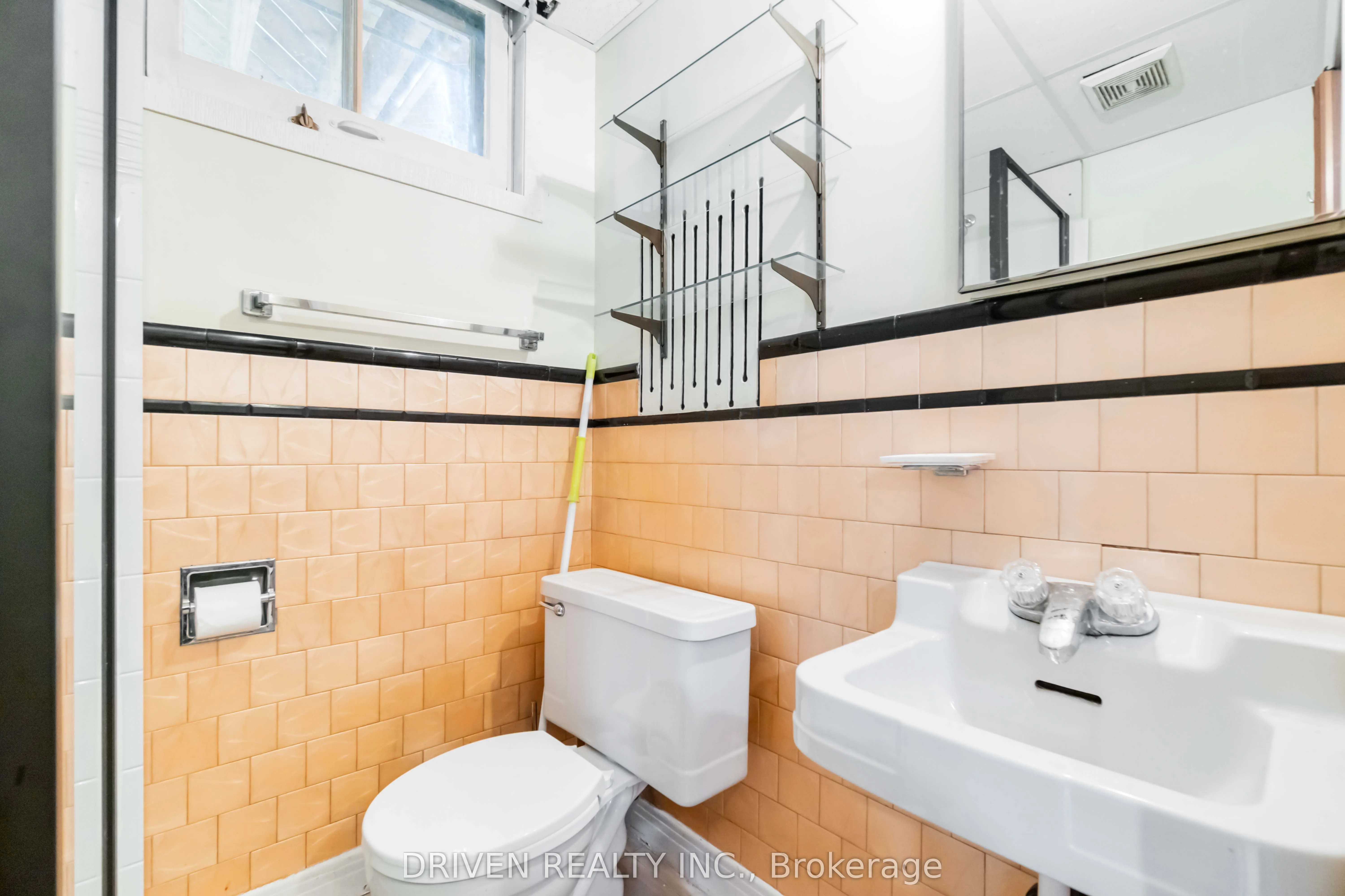 1266 Walkley Road