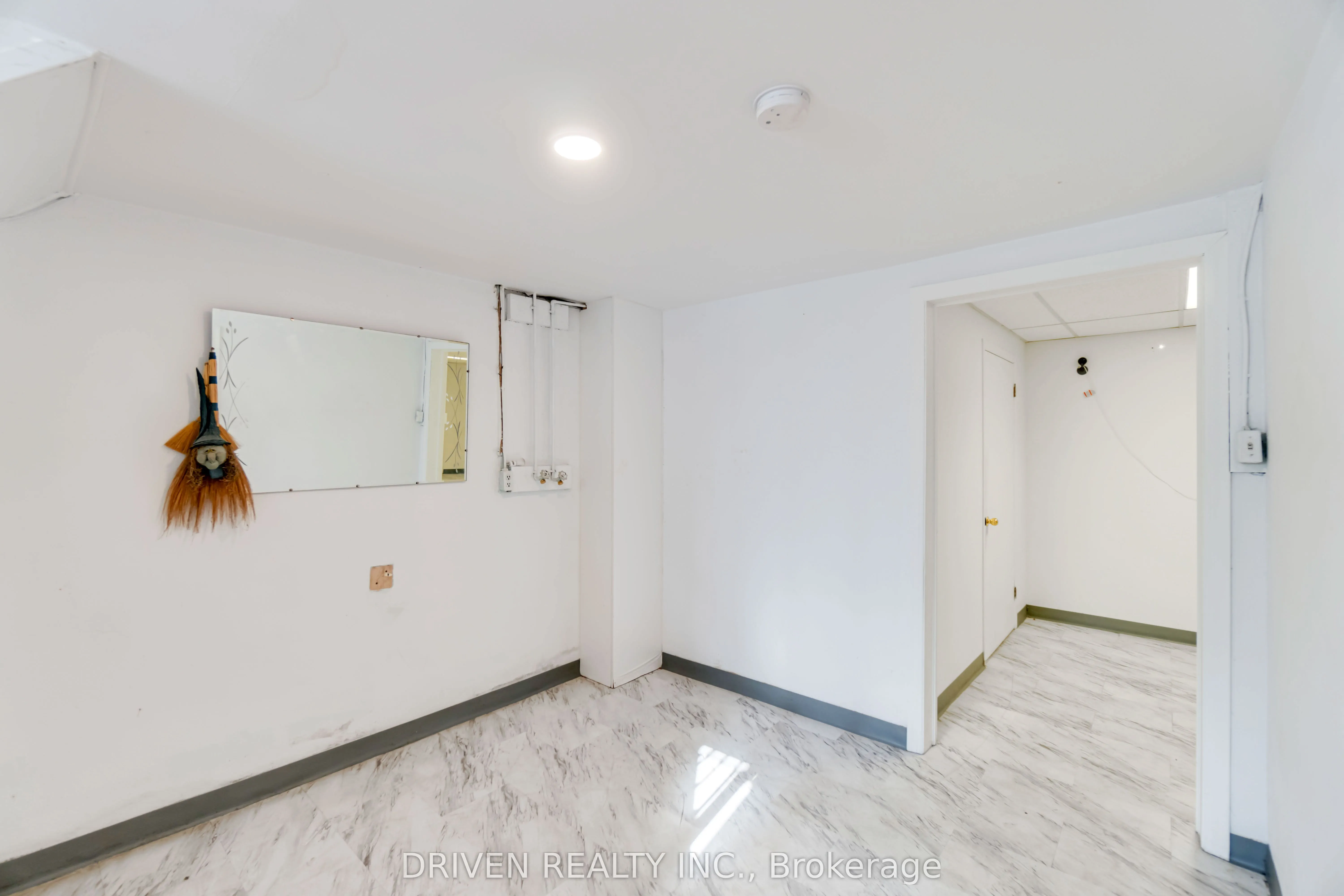 1266 Walkley Road