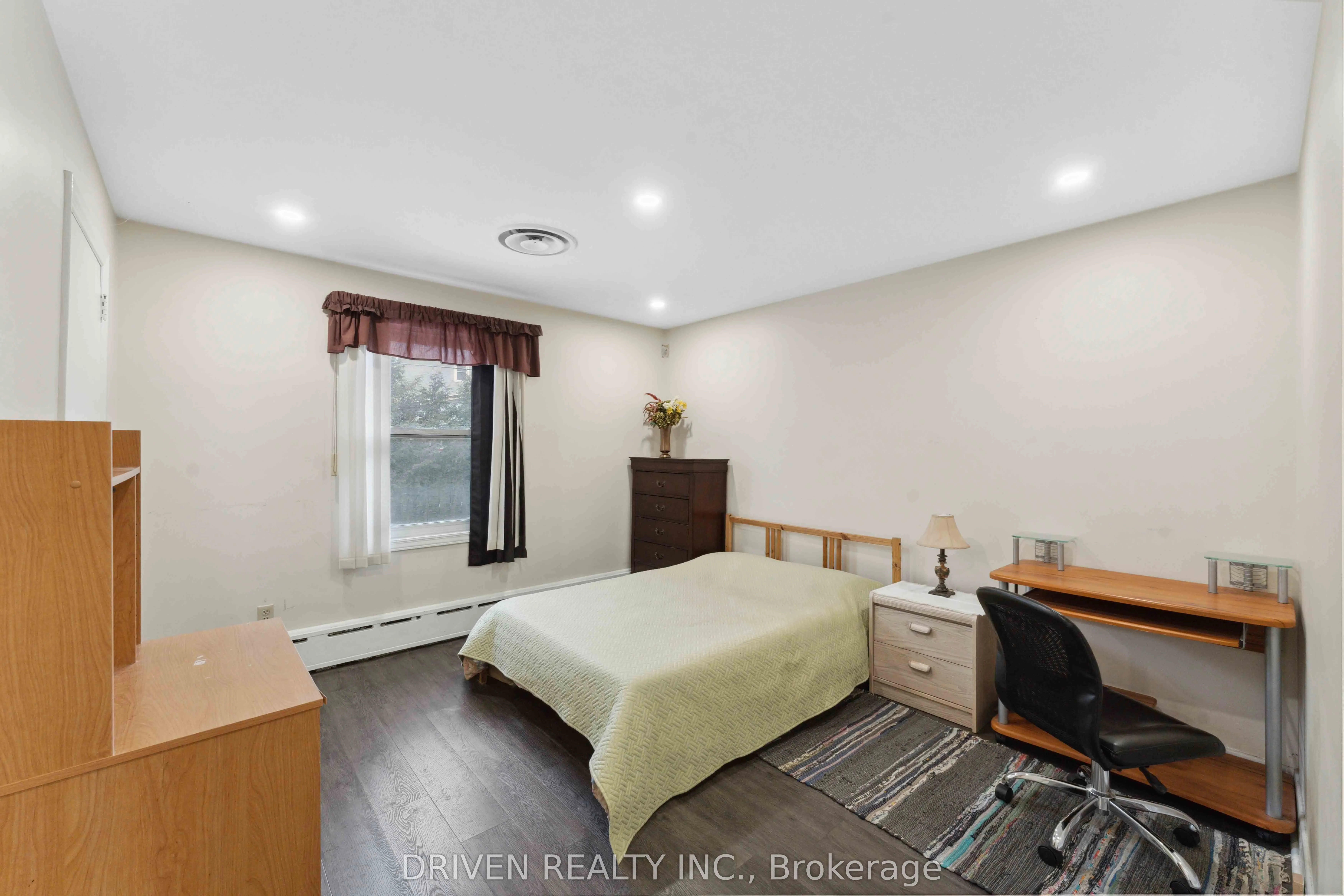 1266 Walkley Road
