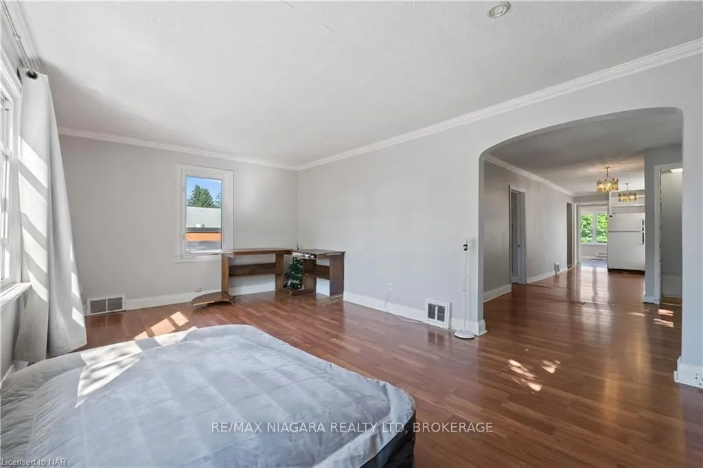 785 CANBORO Road