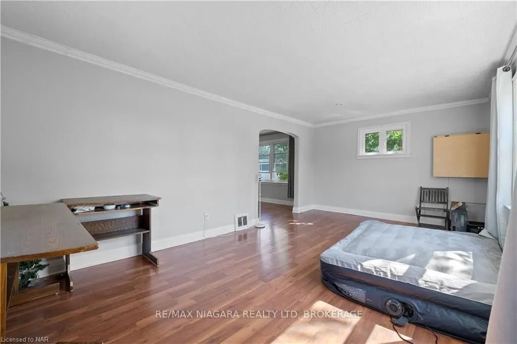 785 CANBORO Road