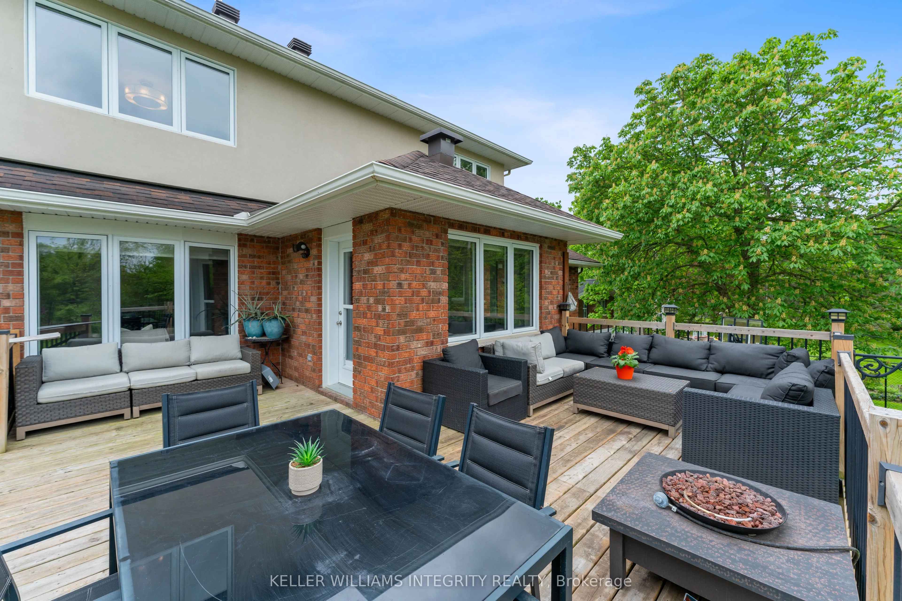 1893 Rideau Road