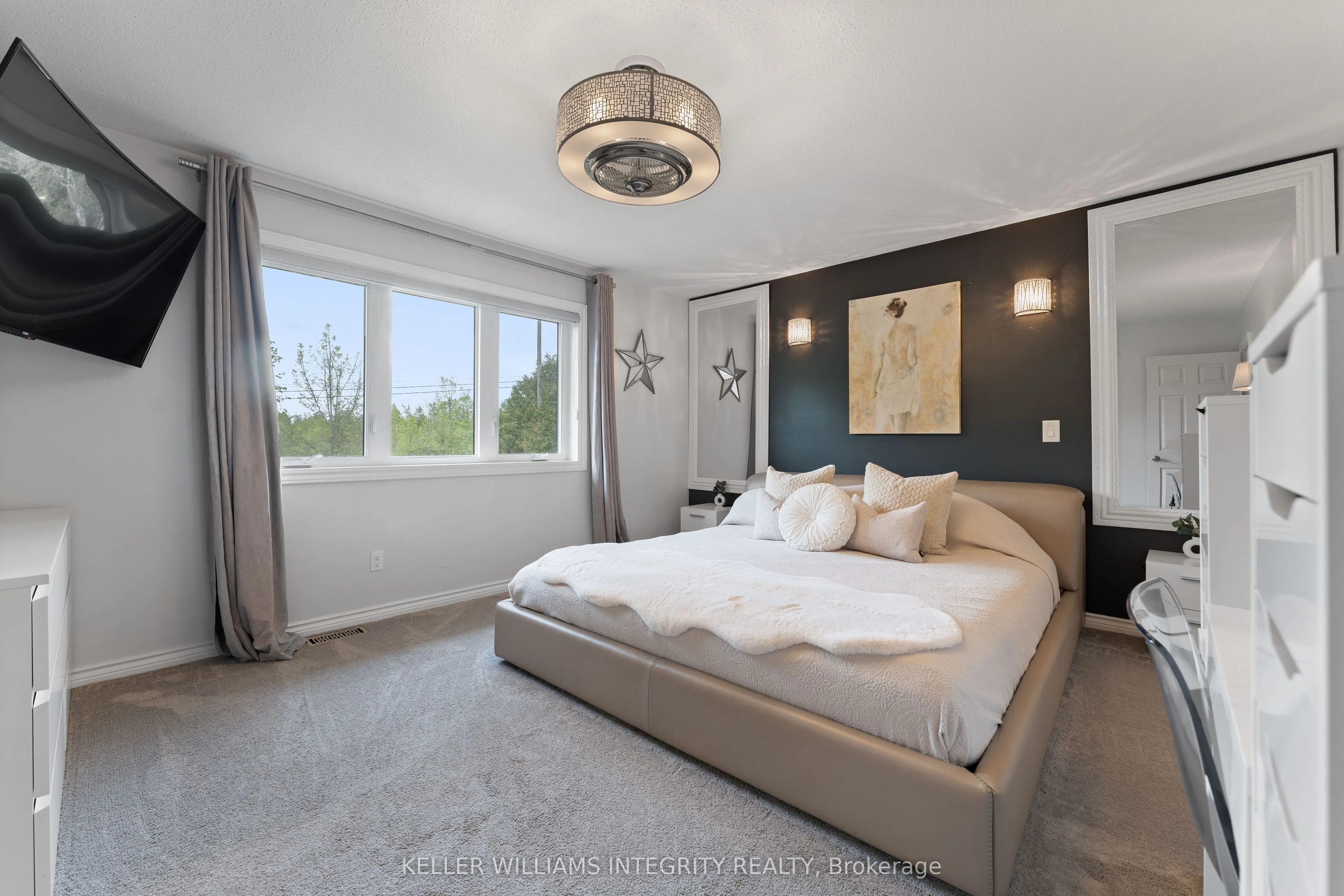 1893 Rideau Road