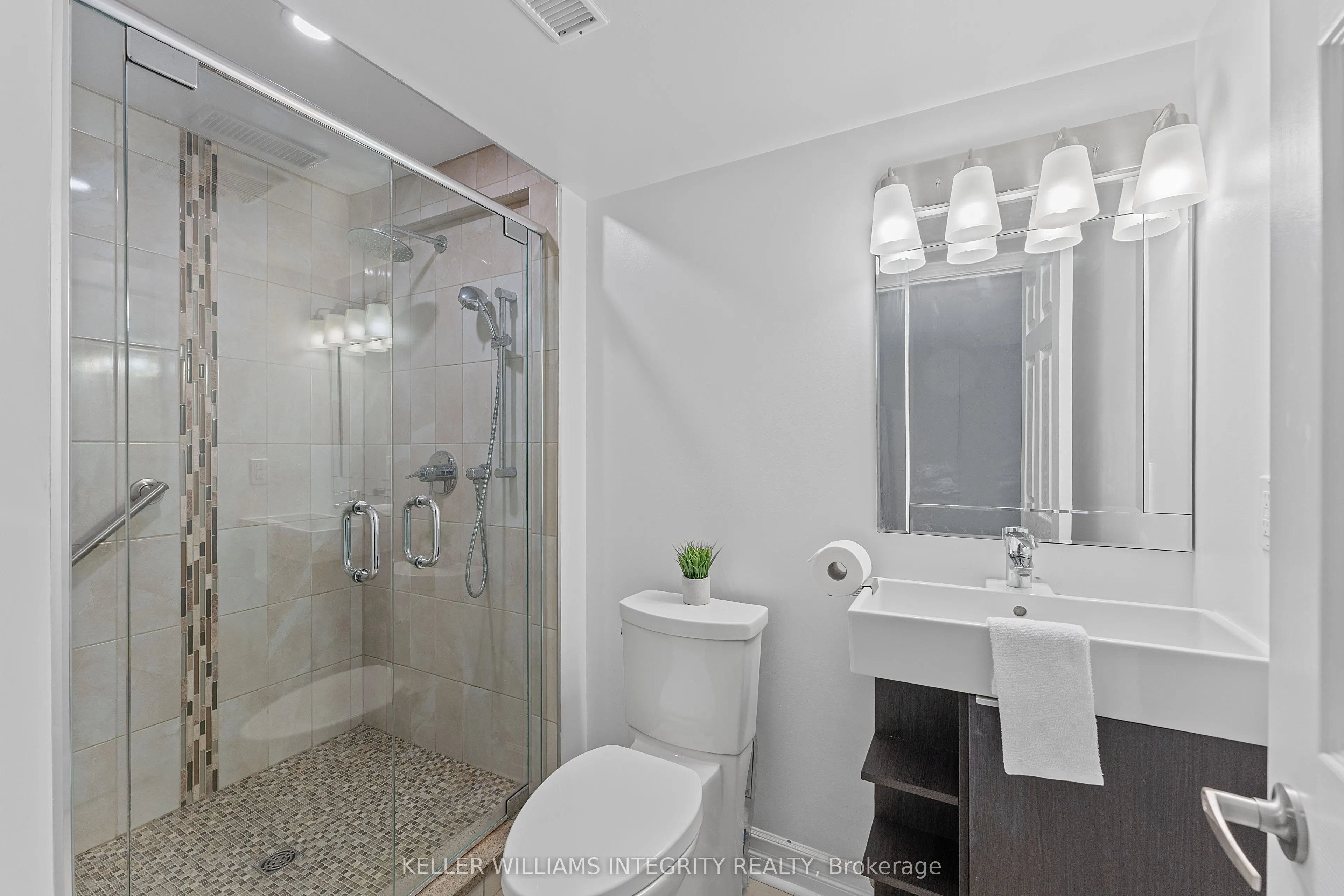 1893 Rideau Road