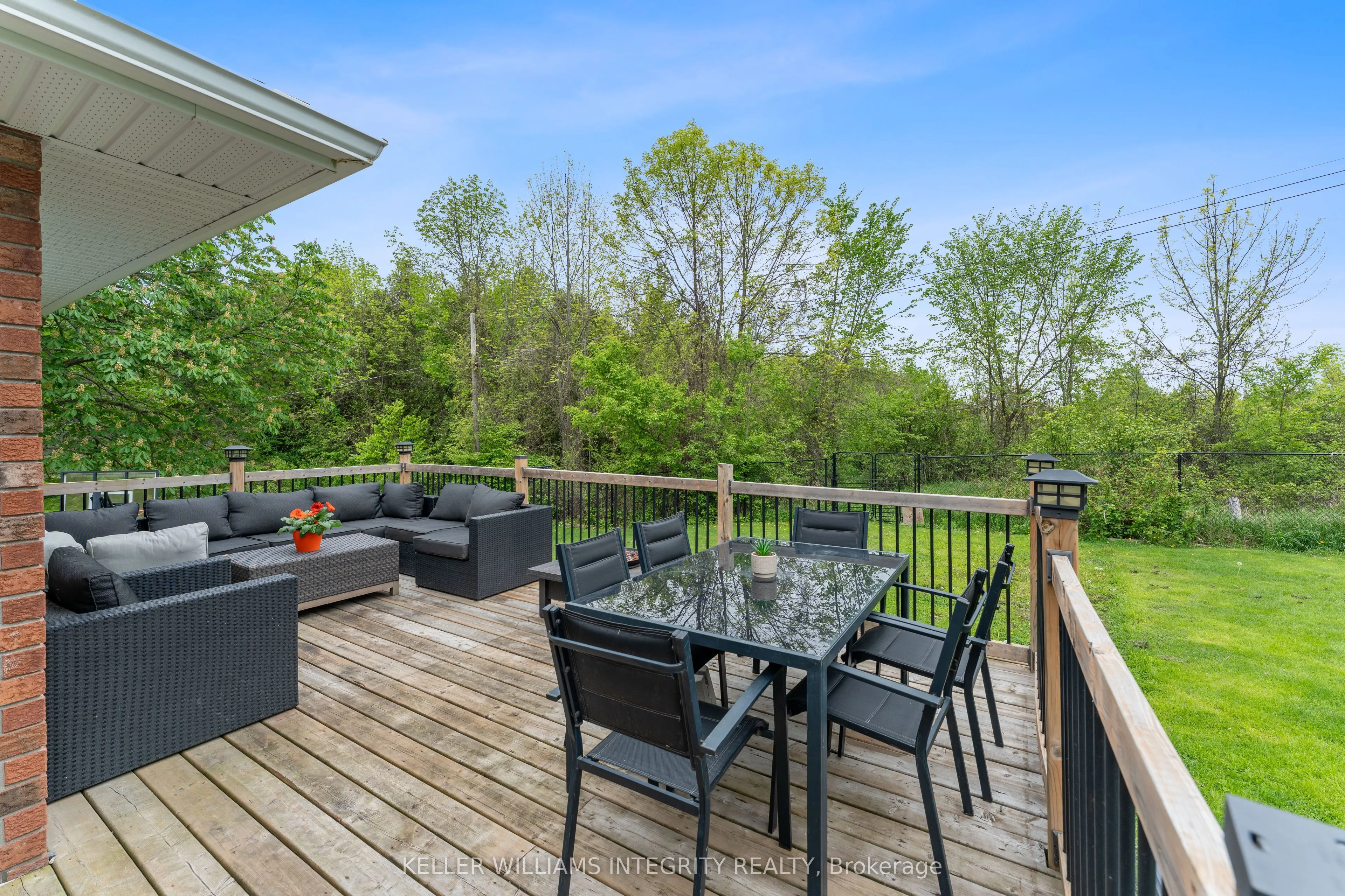 1893 Rideau Road