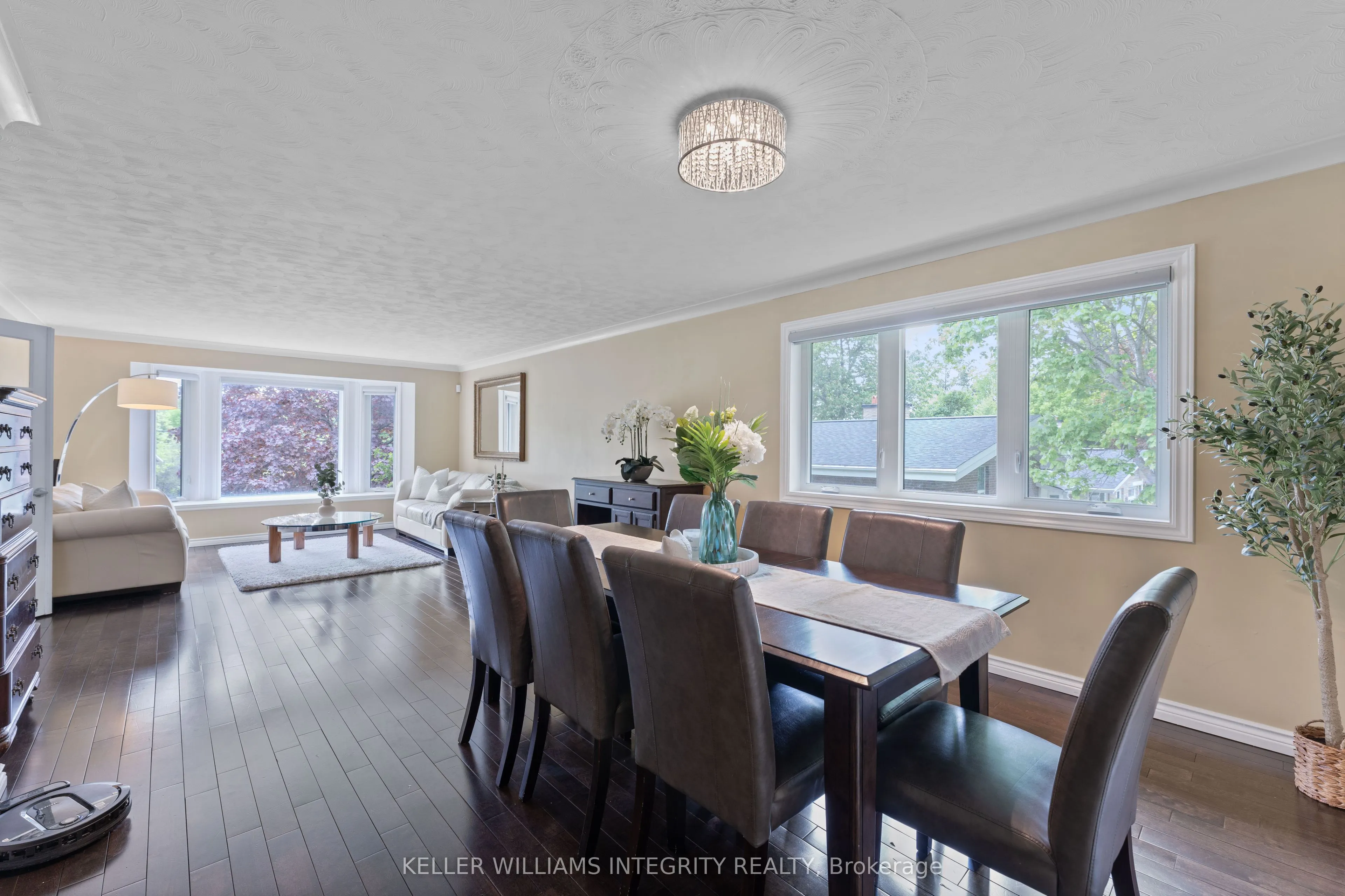 1893 Rideau Road