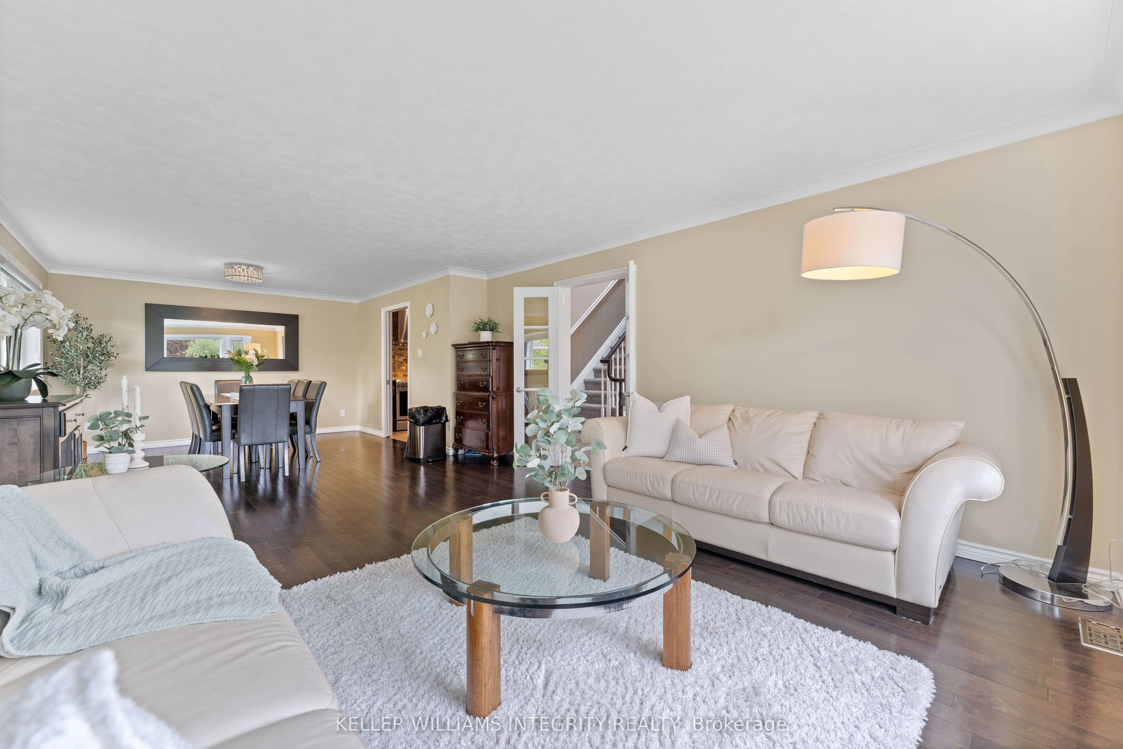 1893 Rideau Road