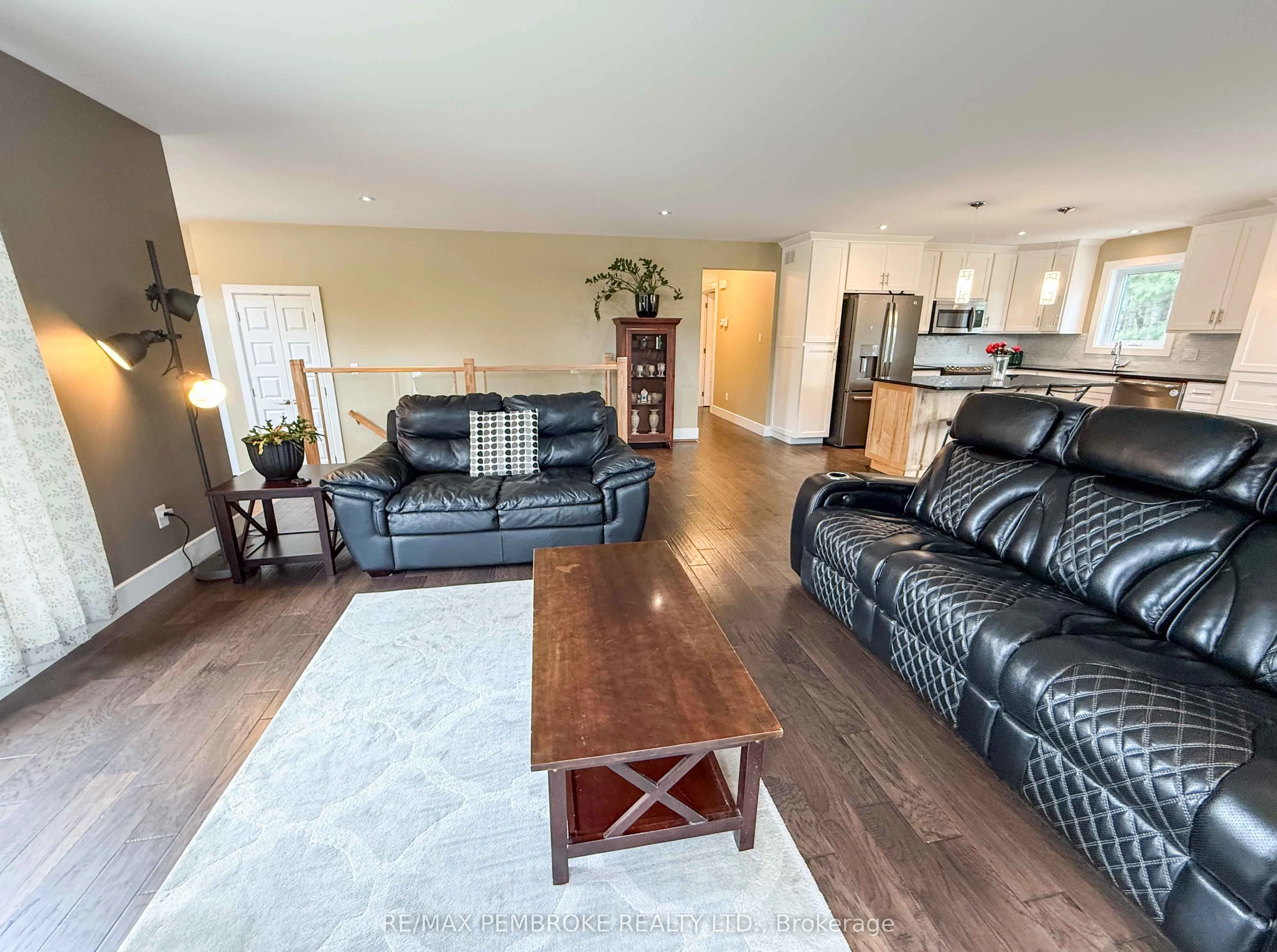 2 Marquis Drive