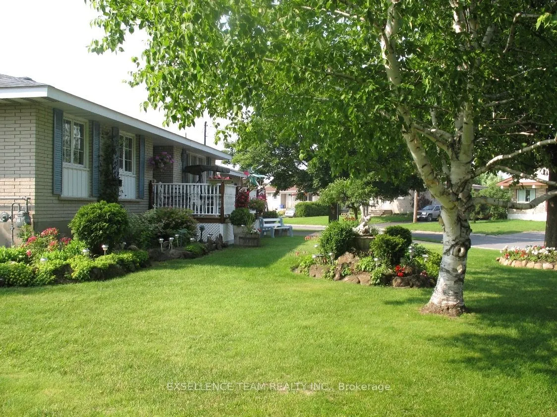 1212 Brodeur Street