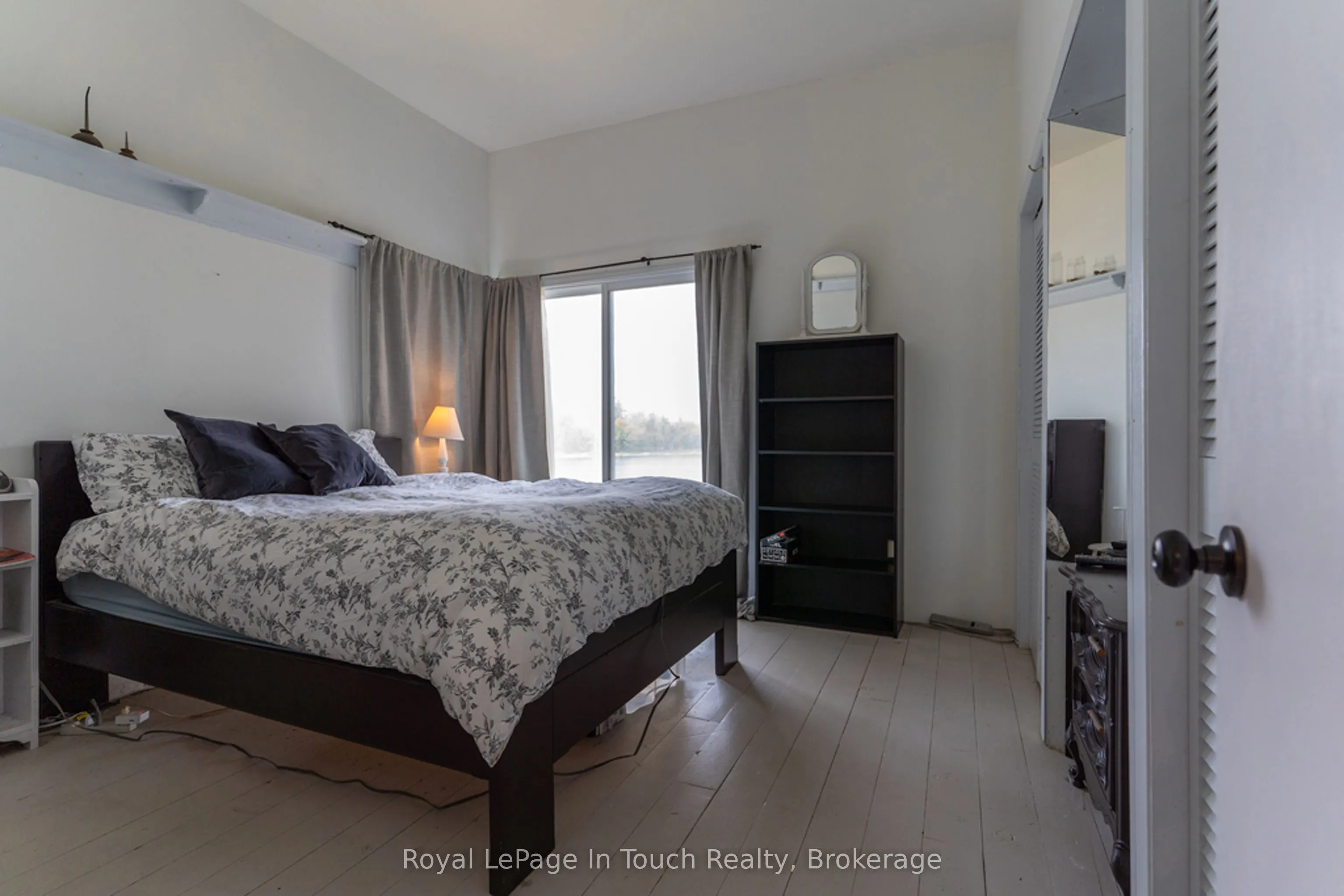 15052 Georgian Bay Shore