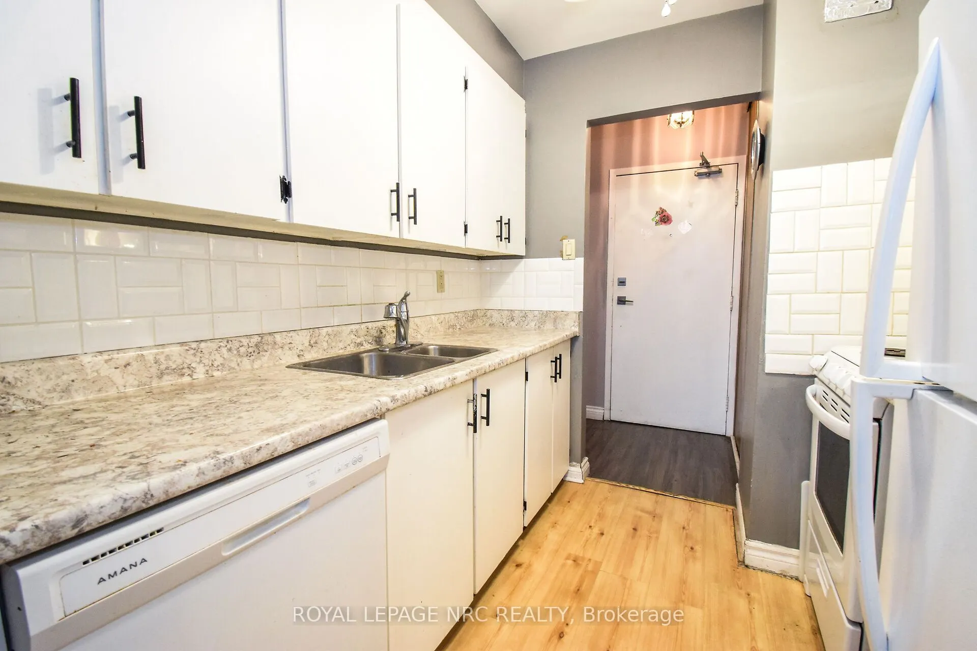 359 Geneva Street, #904