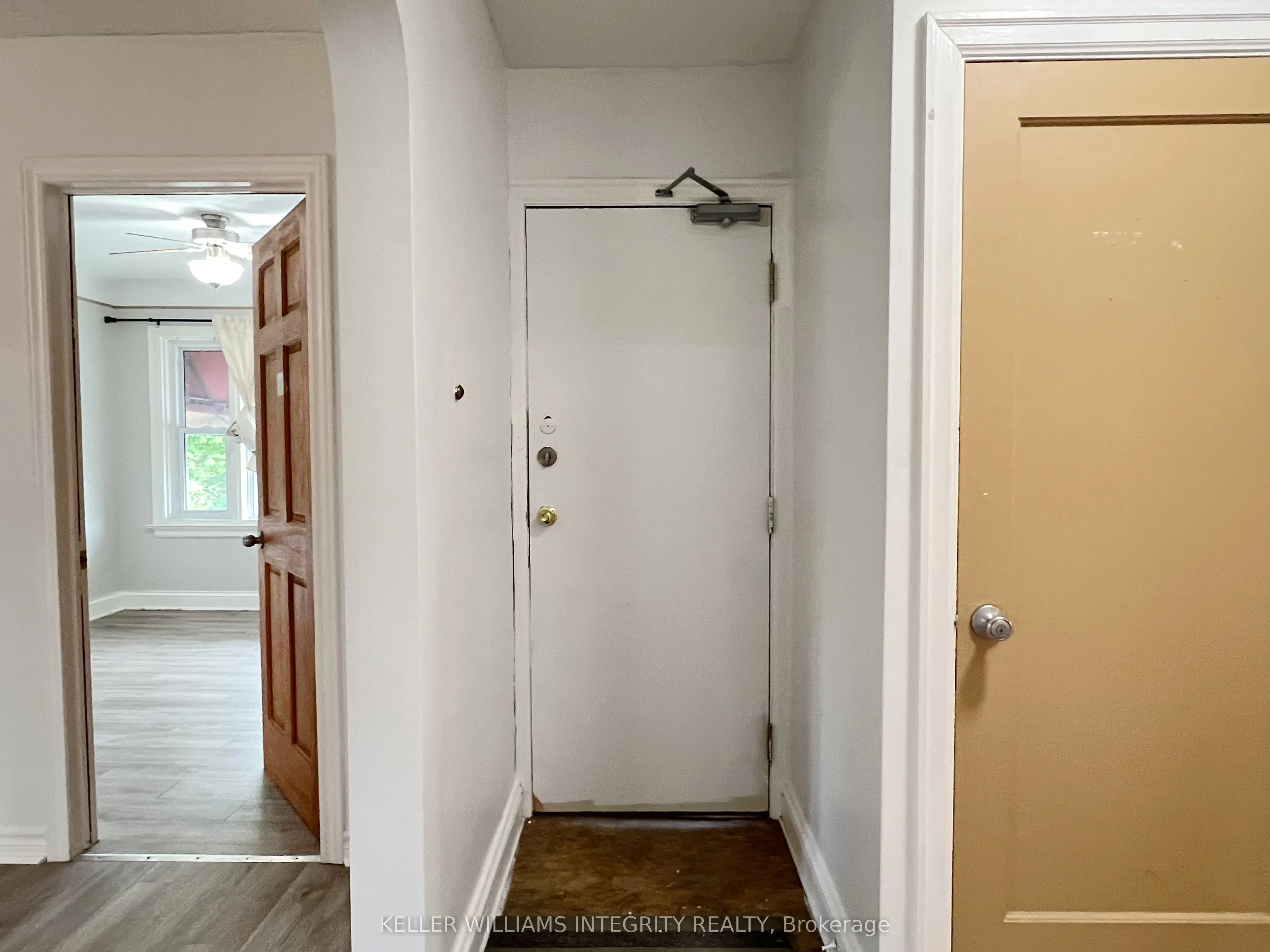 831 Bronson Avenue, #3