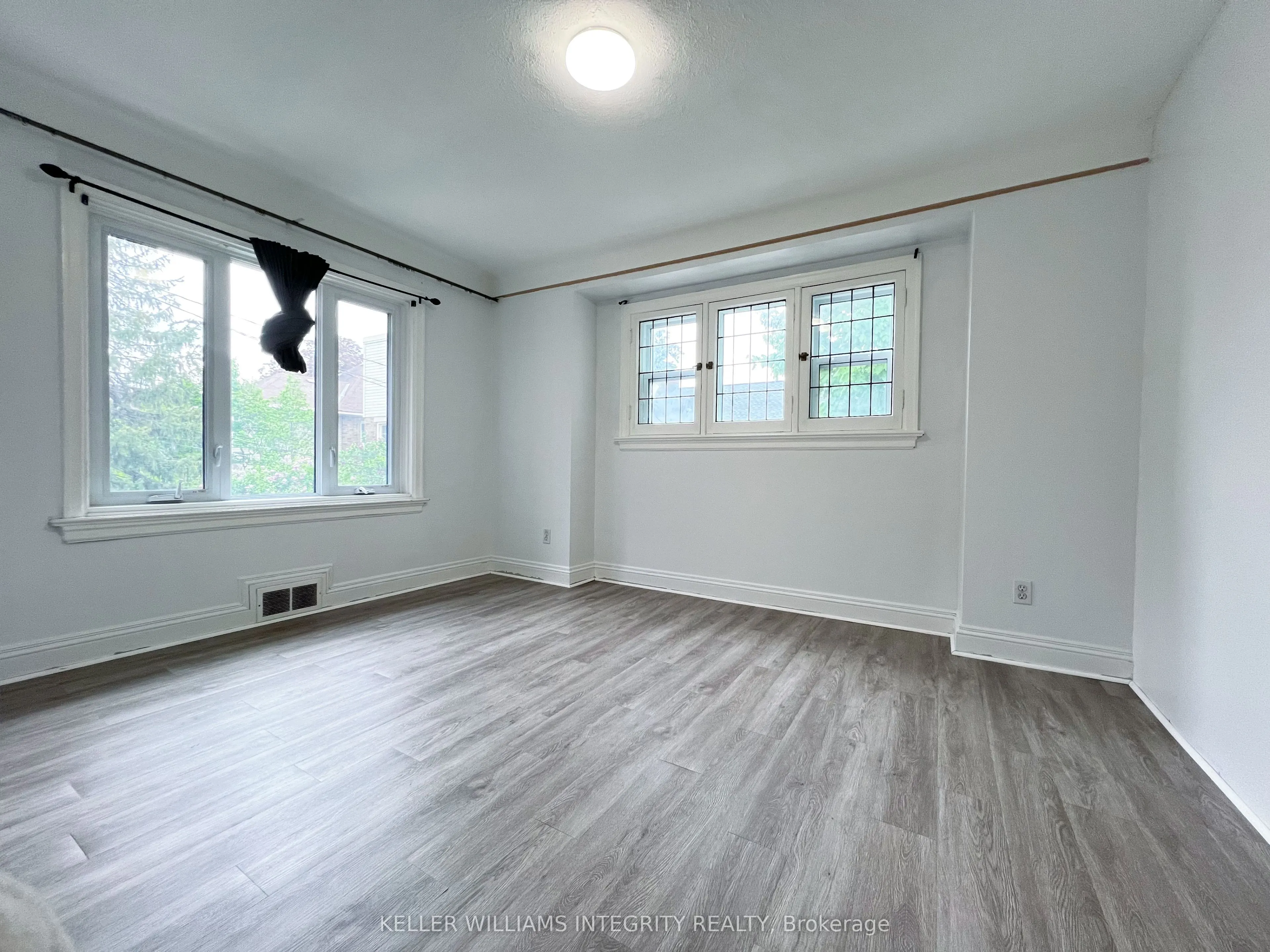 831 Bronson Avenue, #3