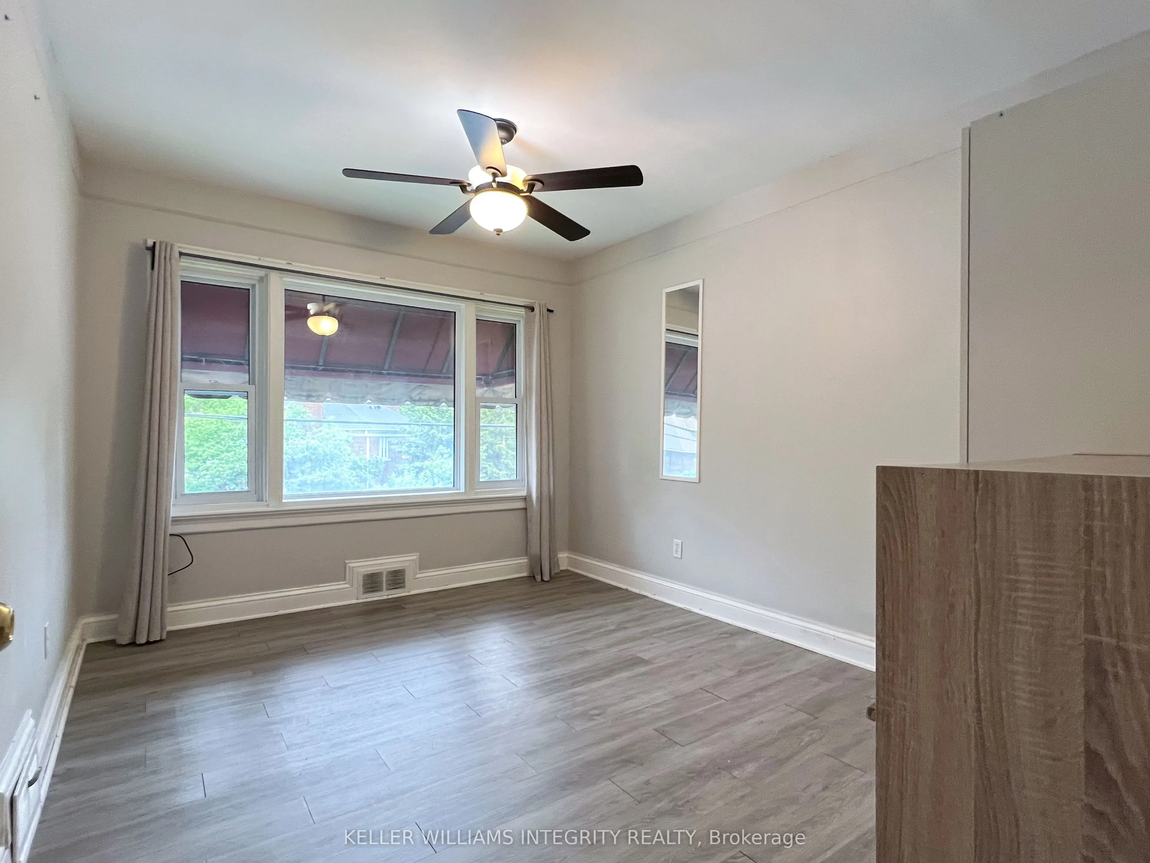831 Bronson Avenue, #3