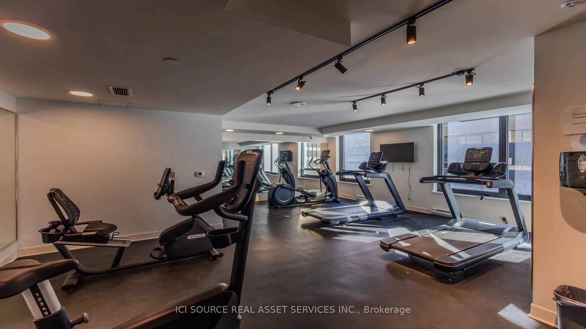 340 Queen Street, #1110
