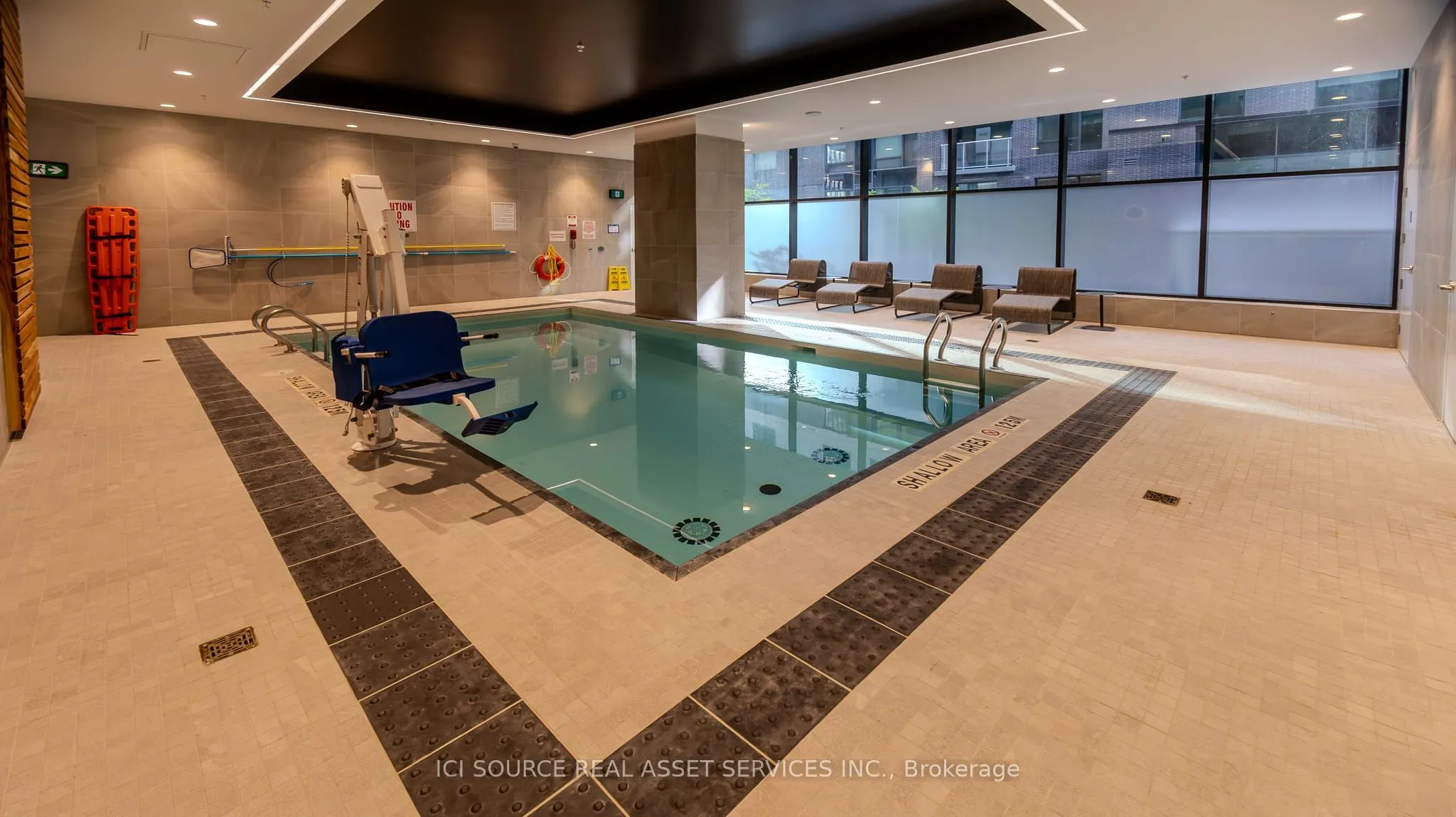 340 Queen Street, #1110