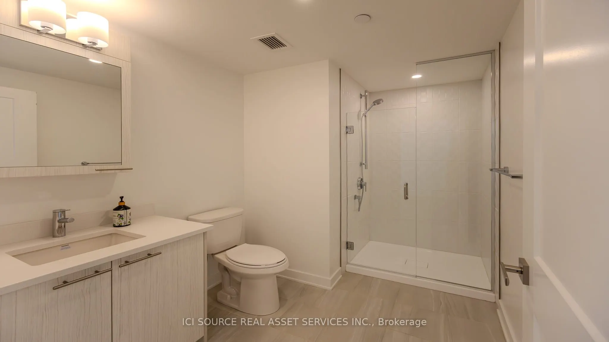 340 Queen Street, #1110