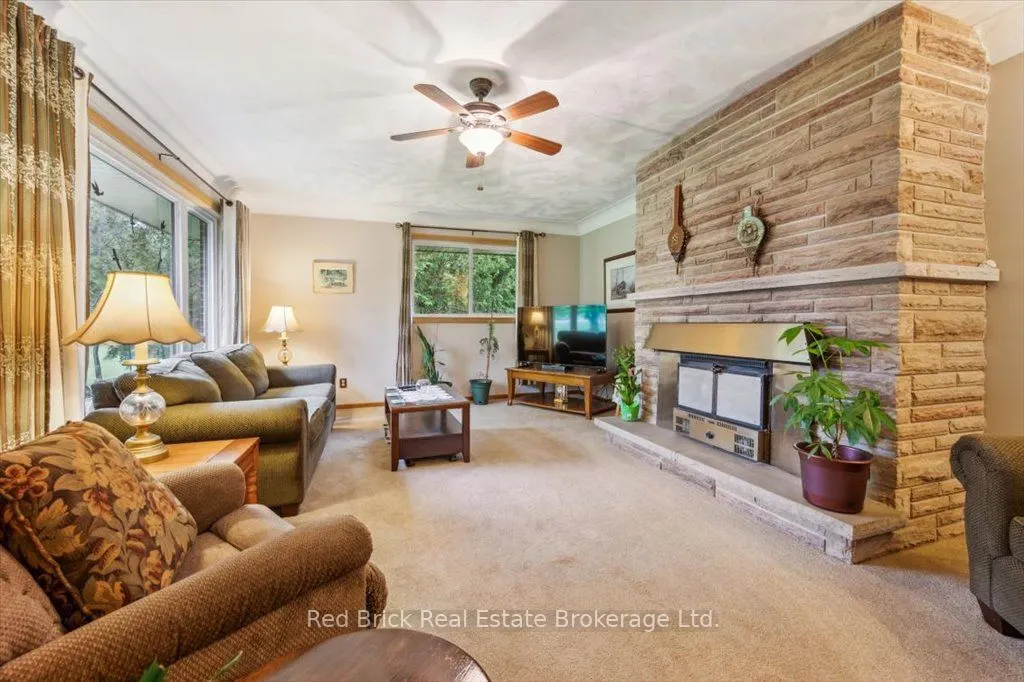 8758 Wellington Rd 124 Road