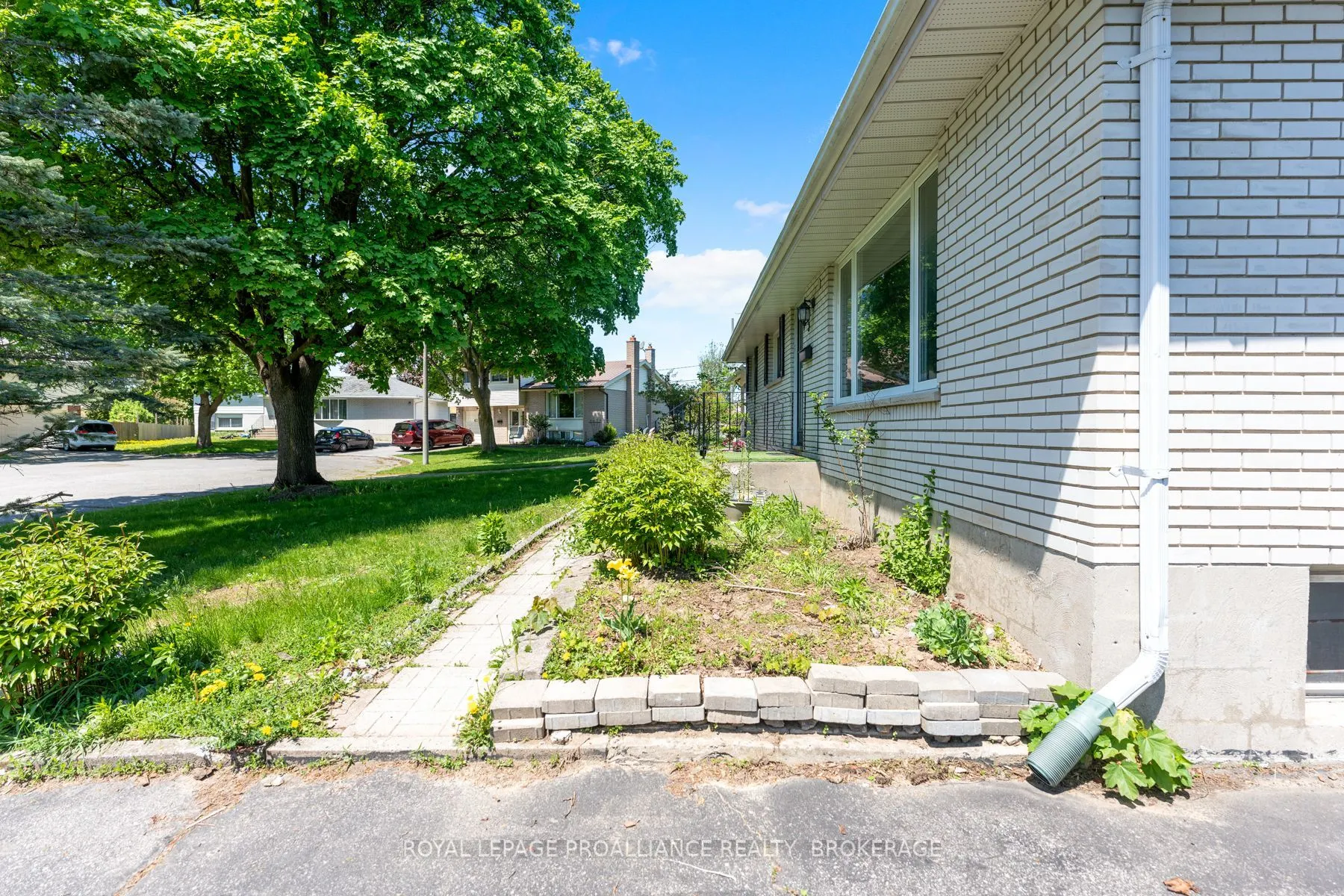 5 Armour Crescent