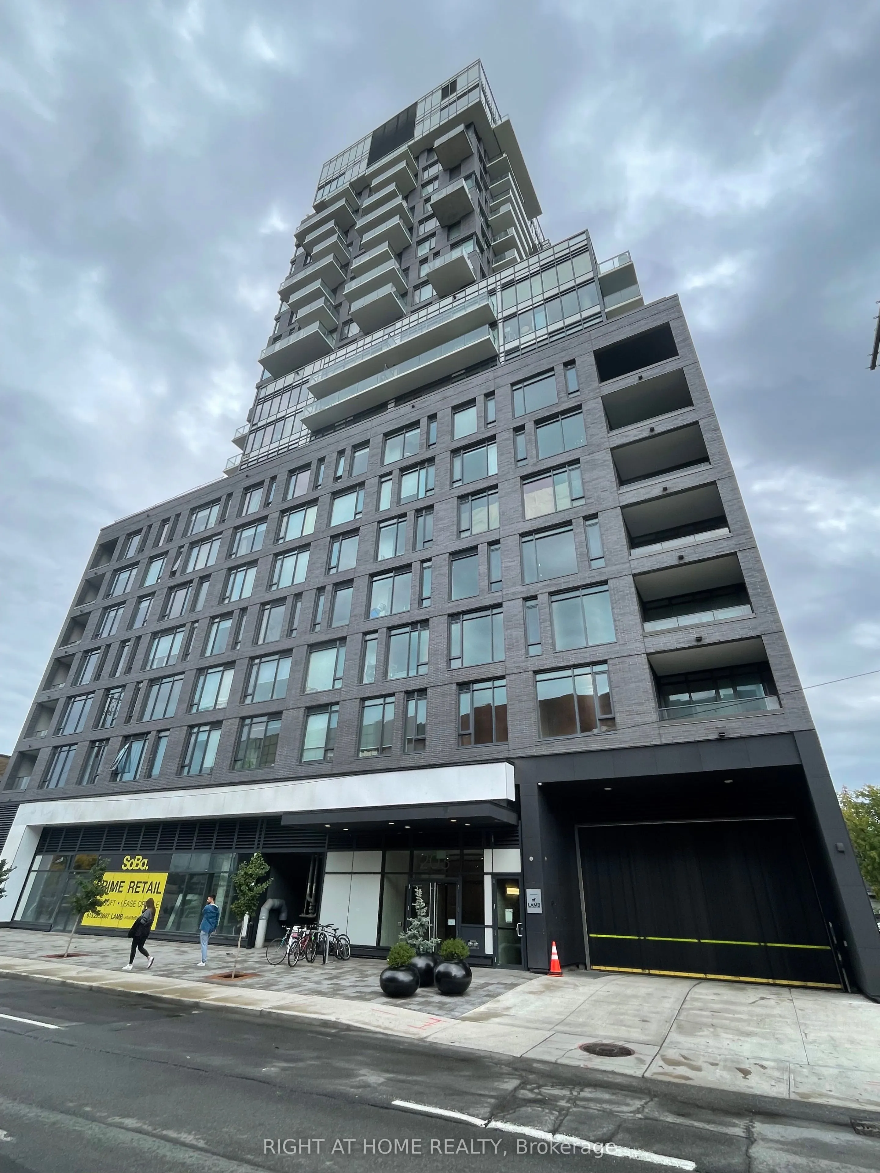 203 Catherine Street #310