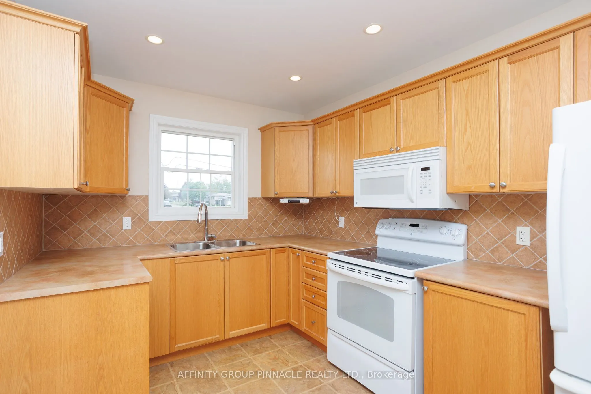 10 Champlain Boulevard