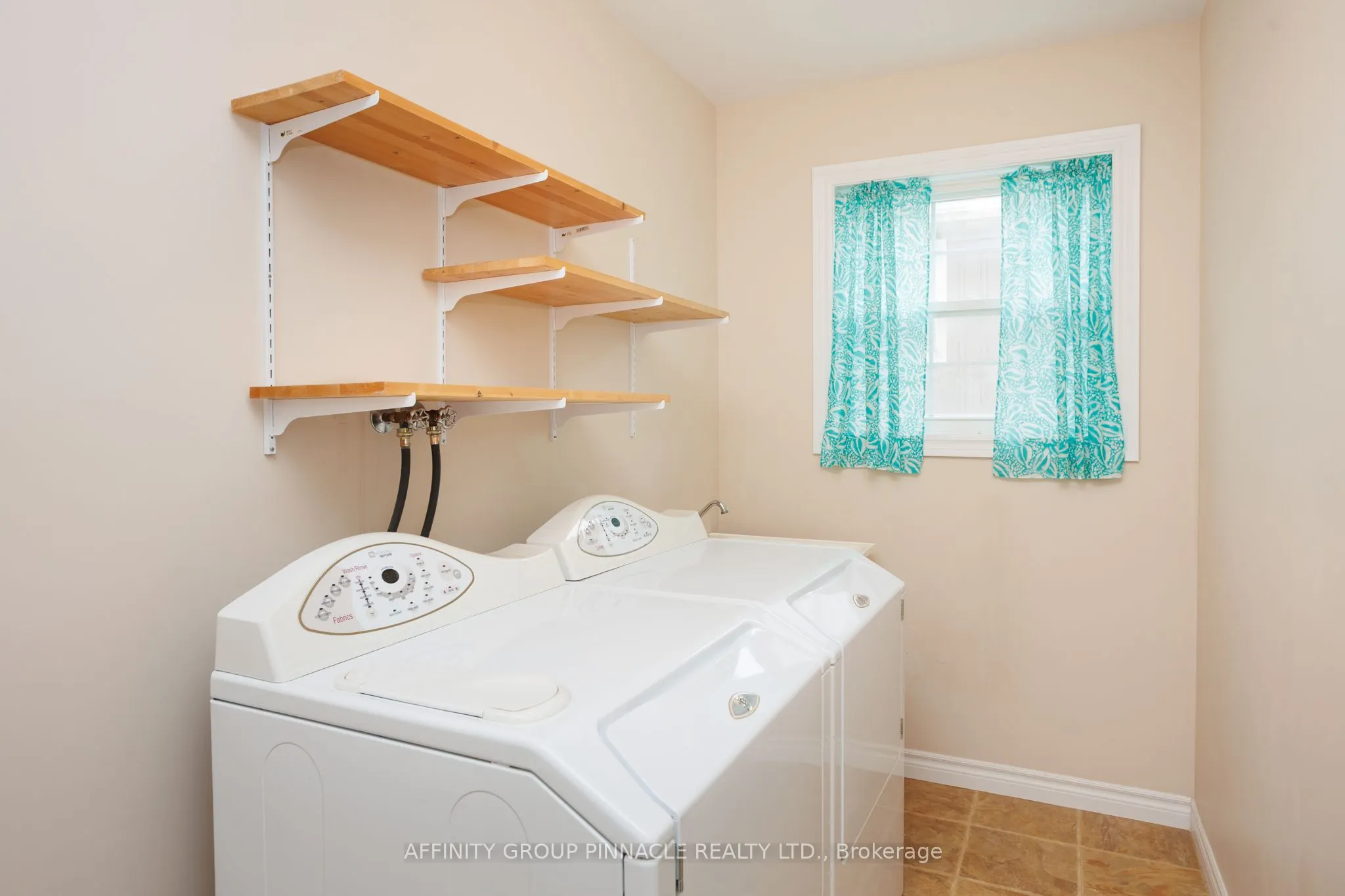 10 Champlain Boulevard