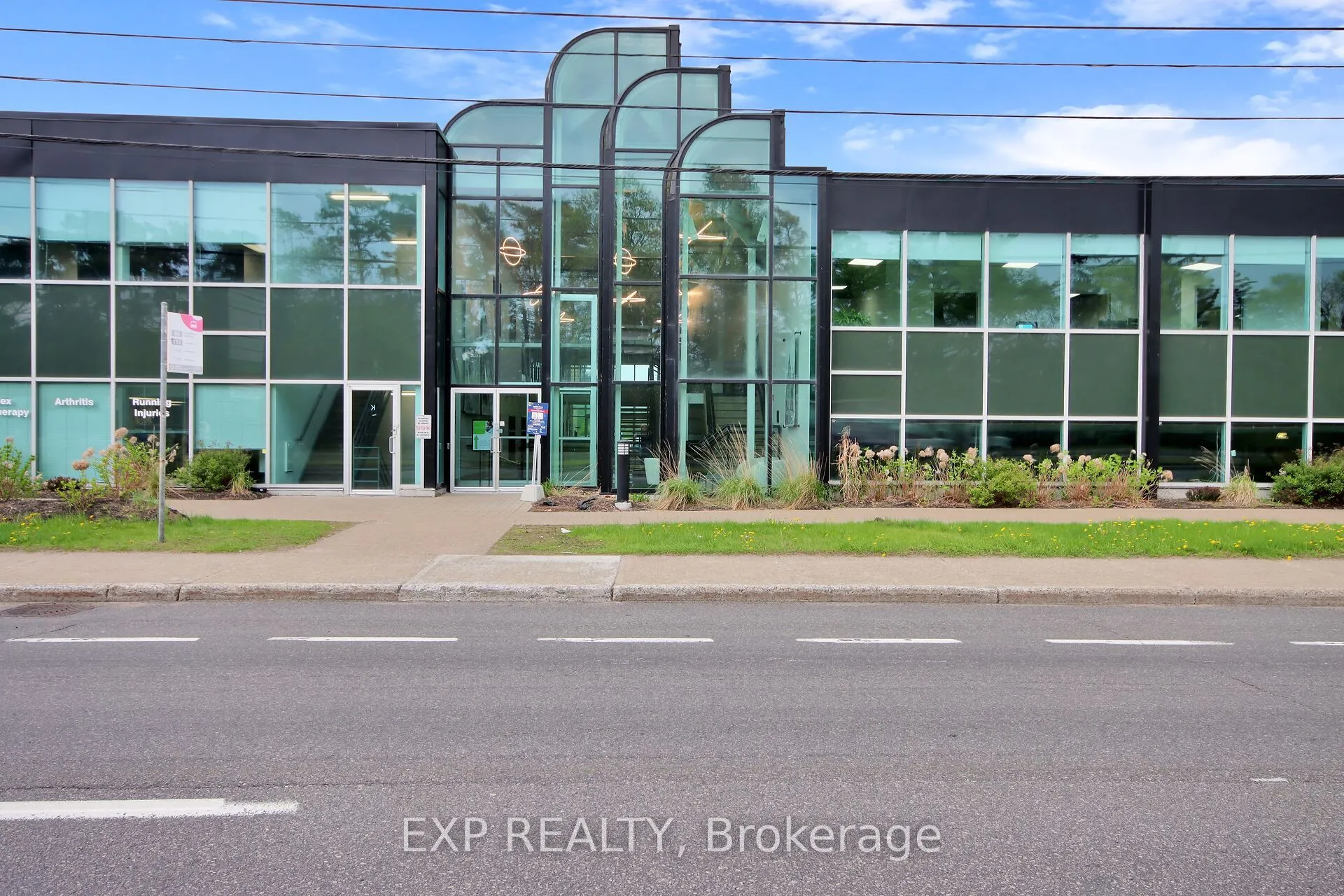 380 Hunt Club Road