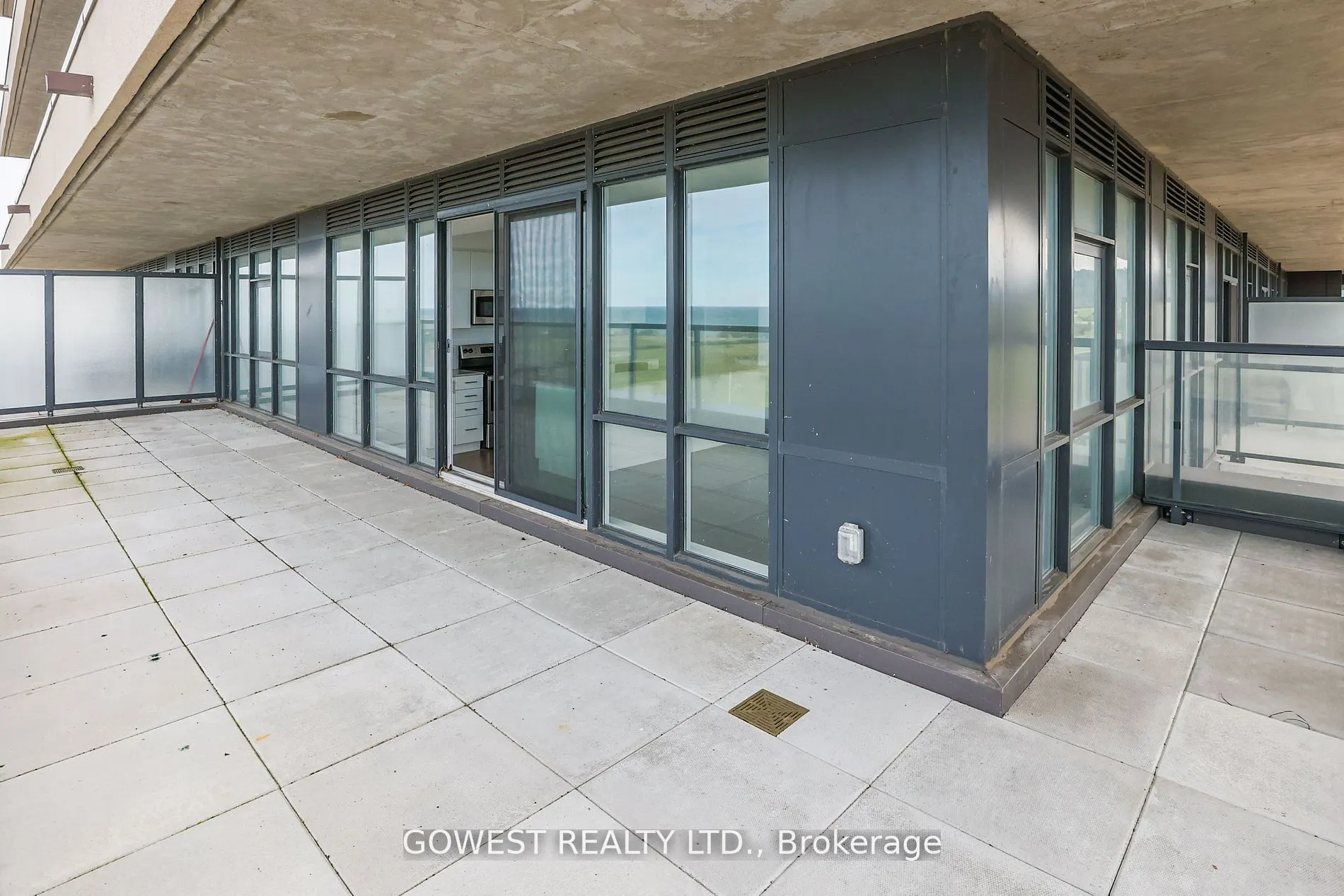 550 North Service Road, #705