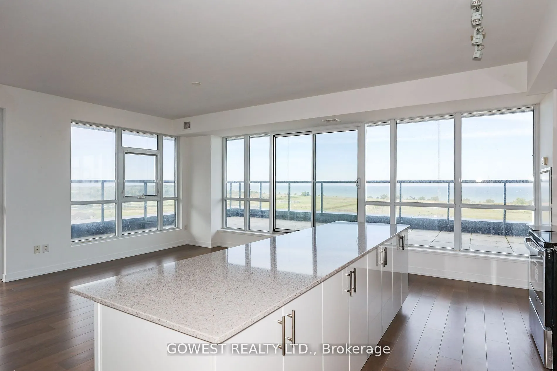 550 North Service Road, #705