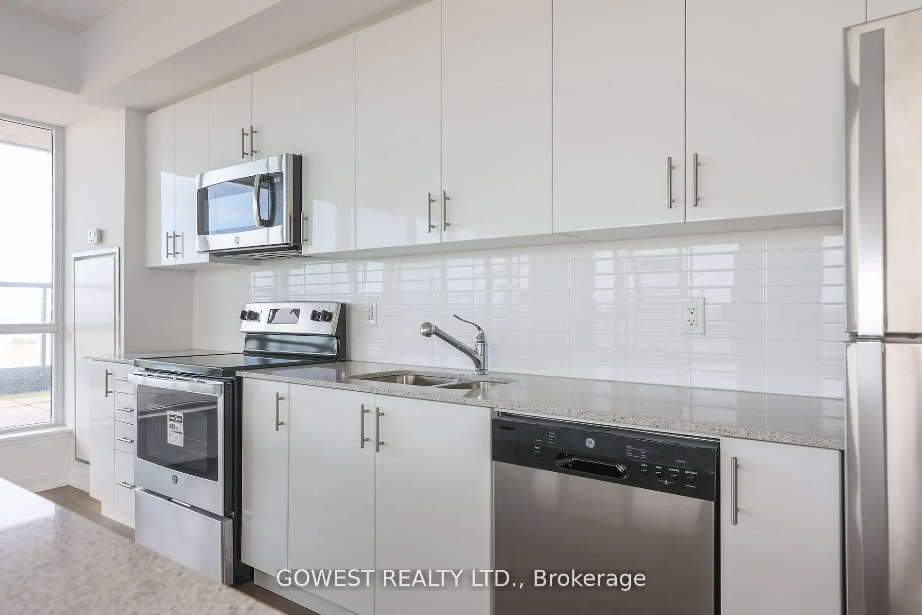 550 North Service Road, #705