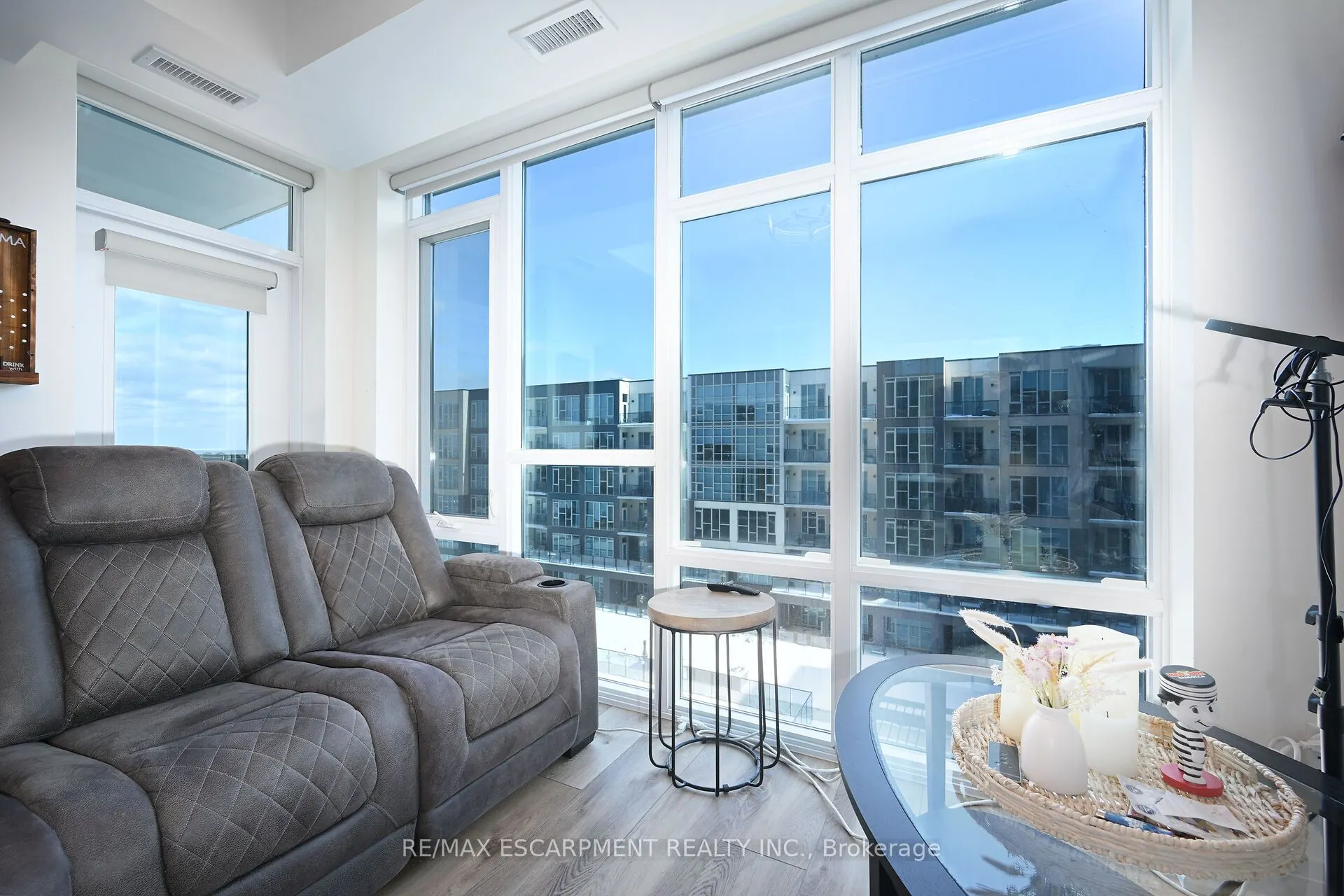 16 Concord Place, #548