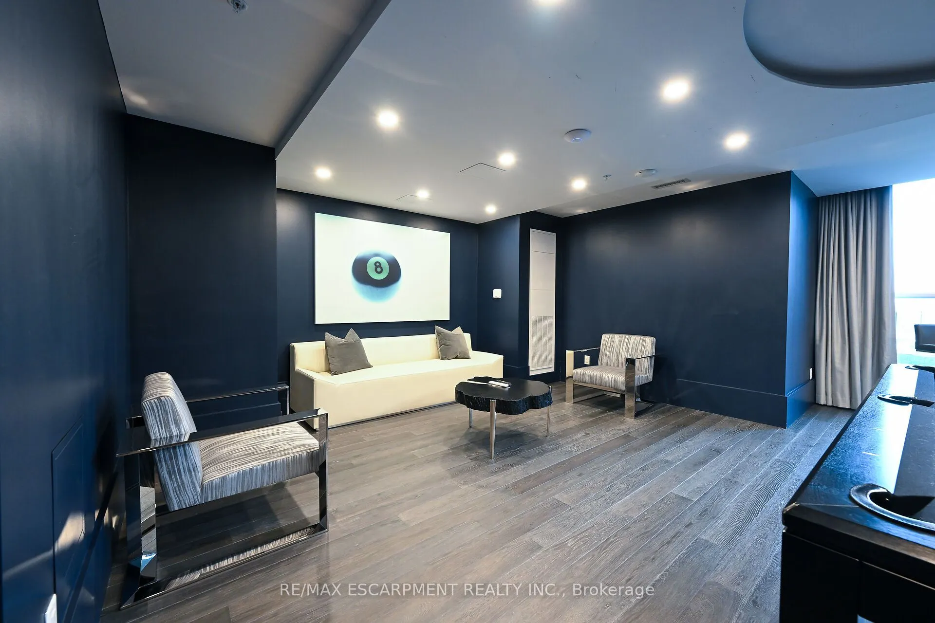 16 Concord Place, #548