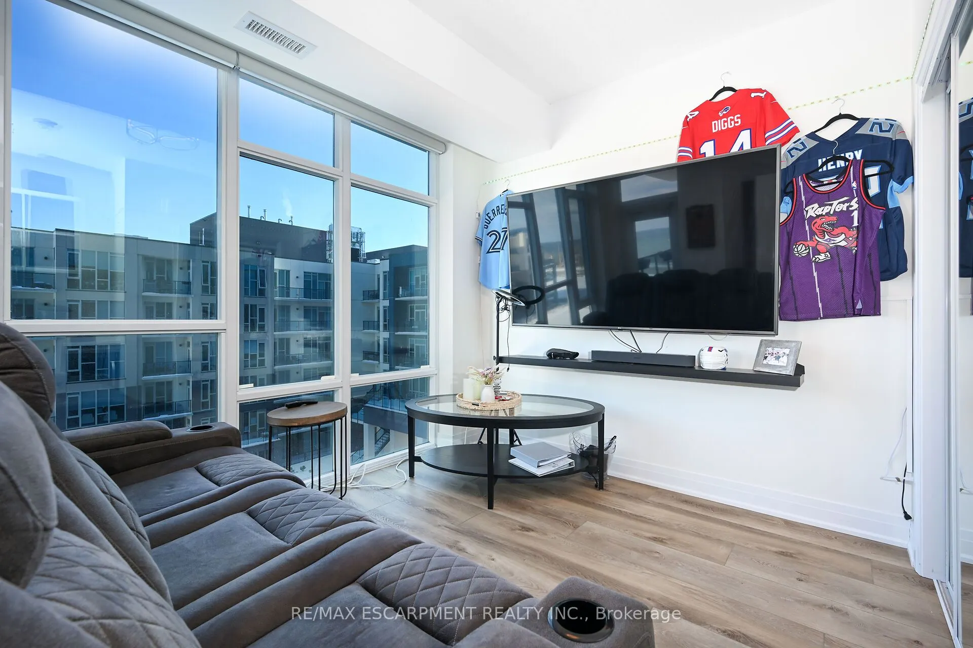 16 Concord Place, #548