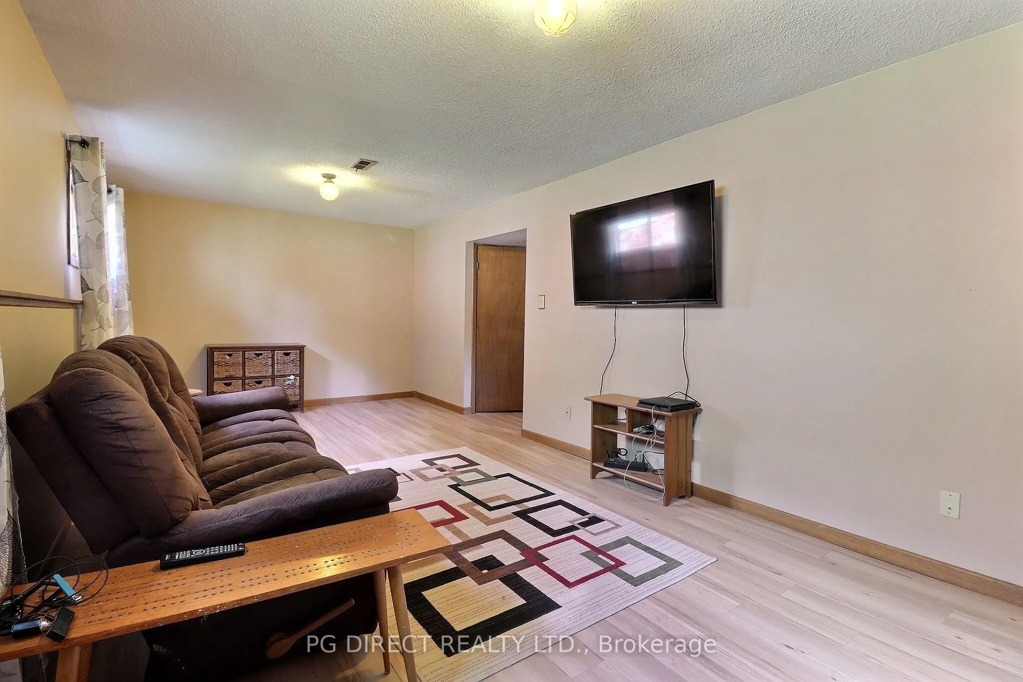 5 Denrich Avenue