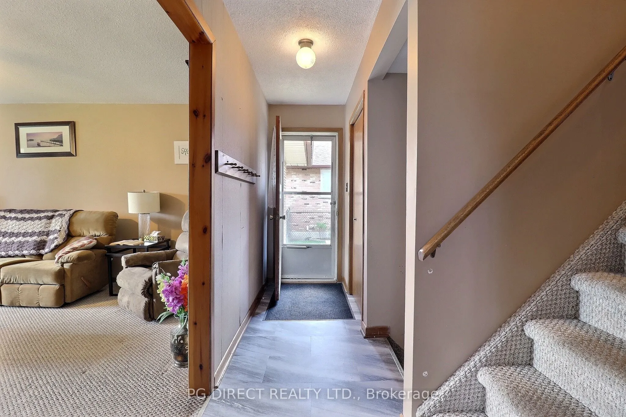 5 Denrich Avenue