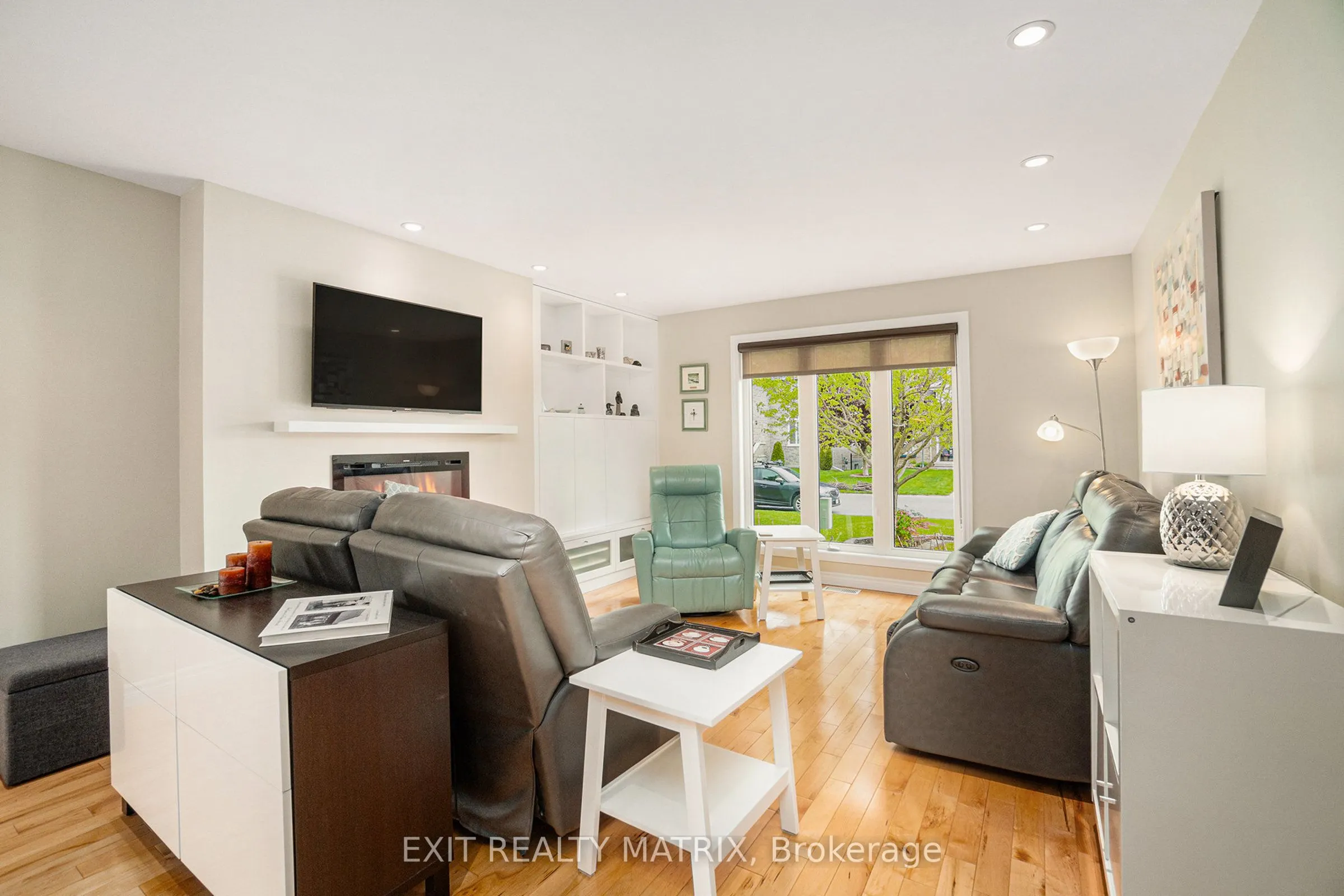 209 Jasper Crescent