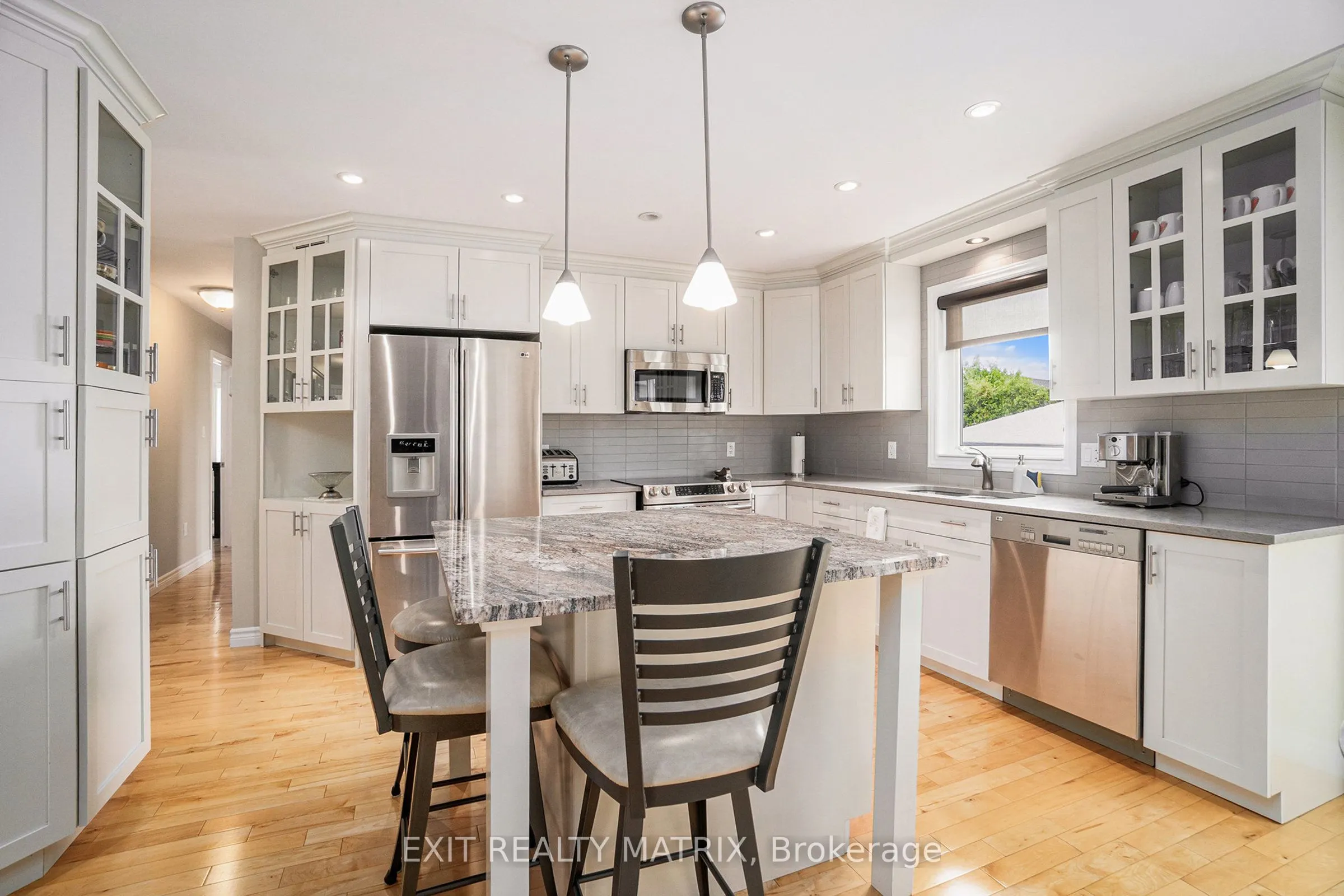 209 Jasper Crescent