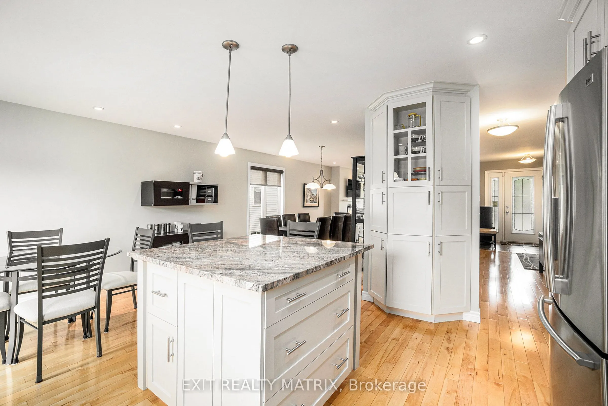 209 Jasper Crescent