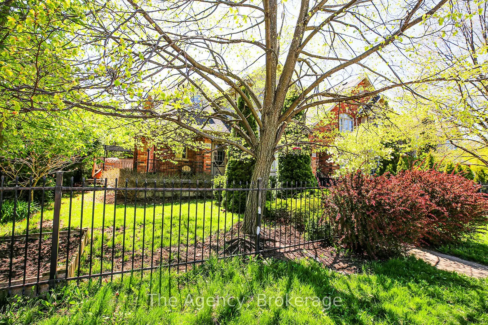 189 Livingston Avenue