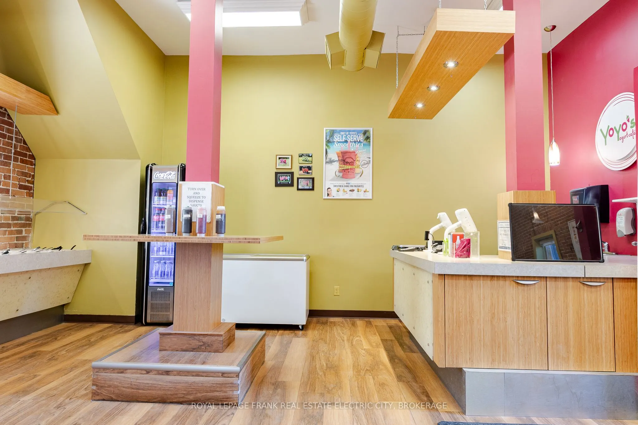 188 Hunter Street W, #8