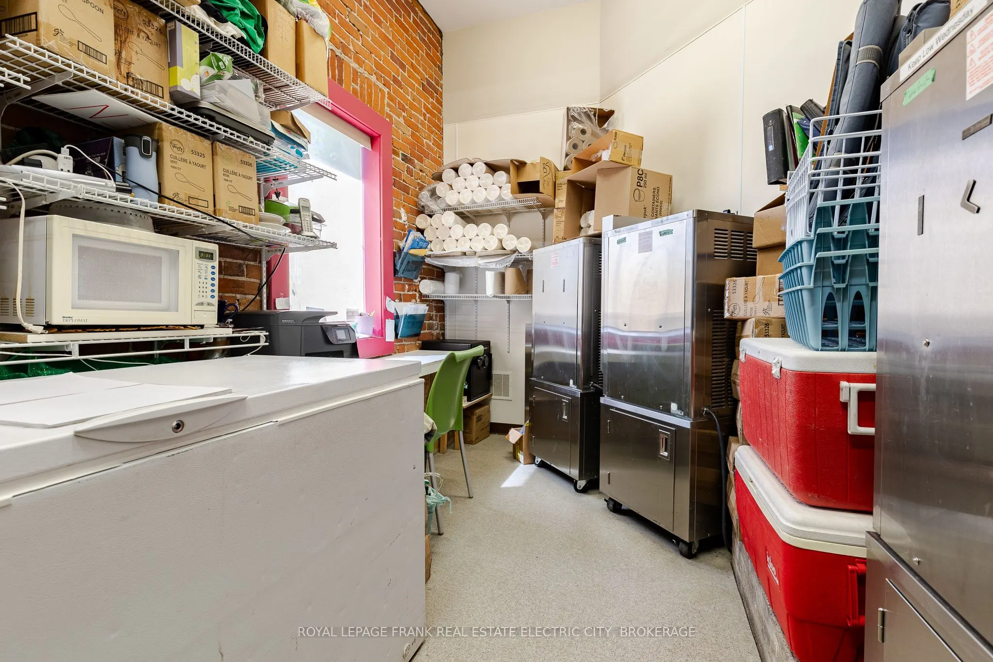 188 Hunter Street W, #8