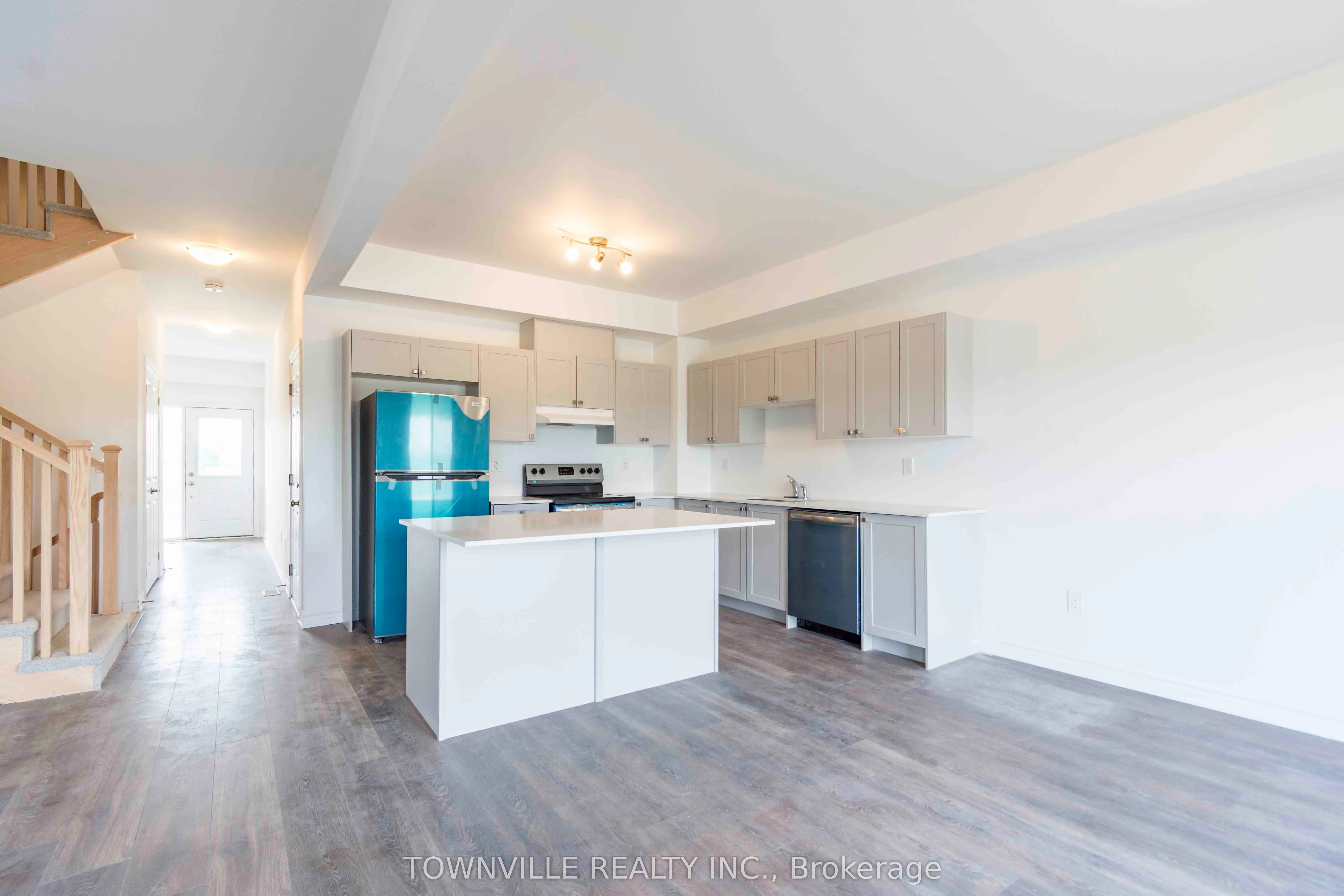19 Glacier Crescent