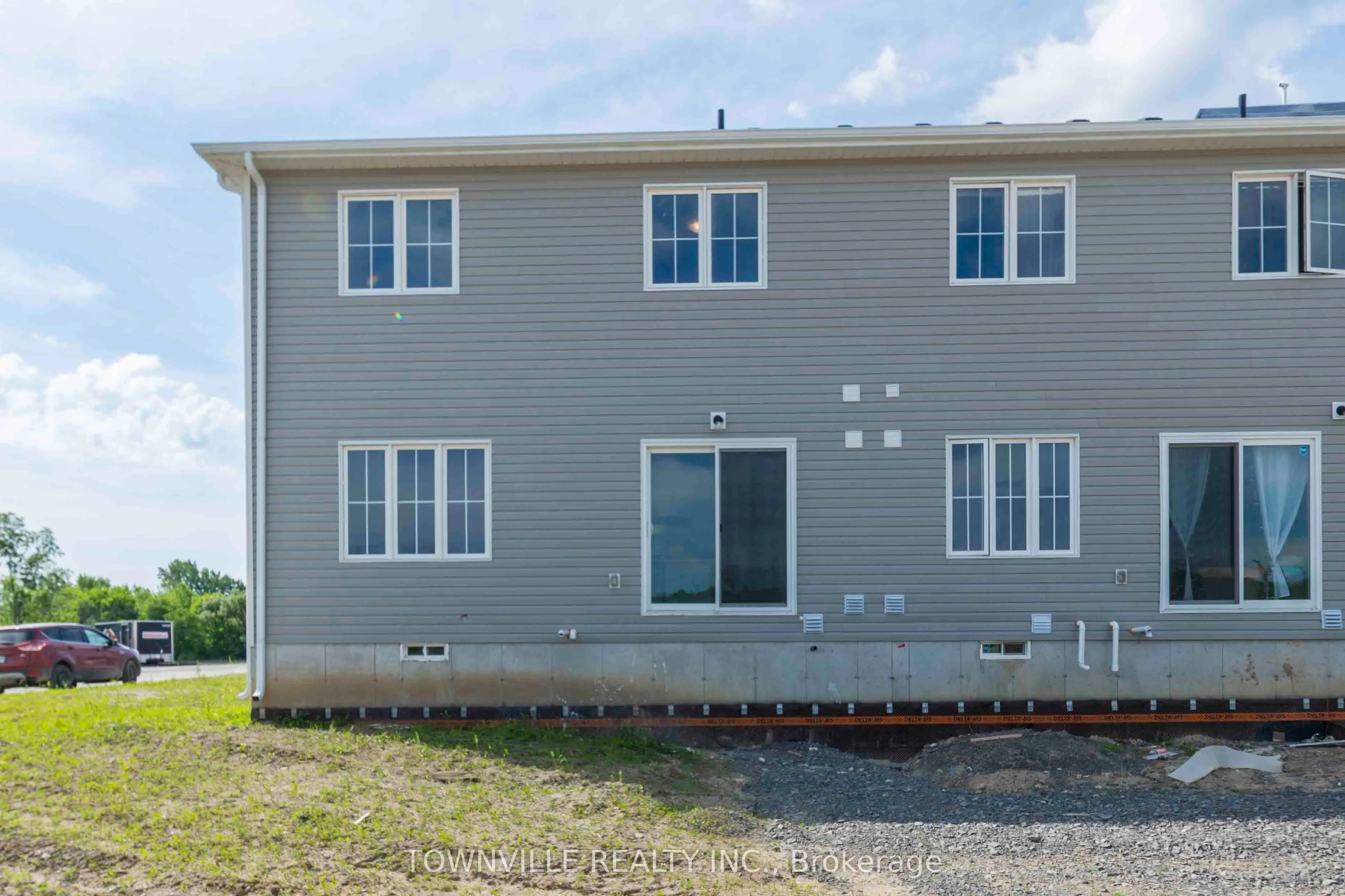 19 Glacier Crescent